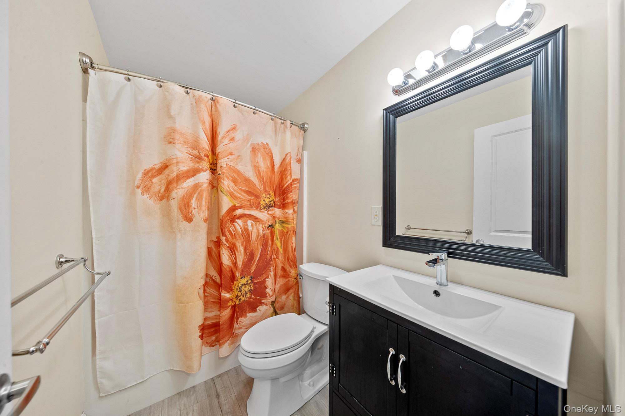 2 Atwood Lane – For Sale photo 15