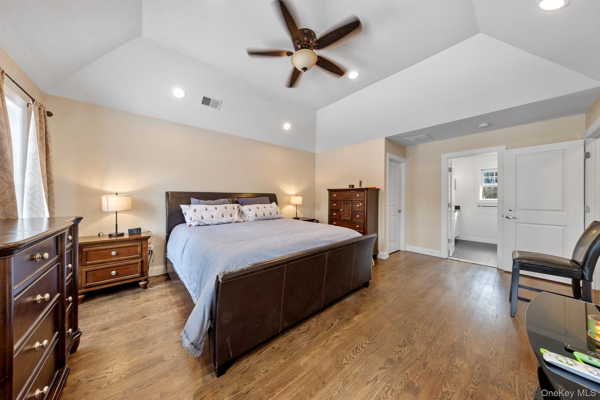 2 Atwood Lane – For Sale photo 21