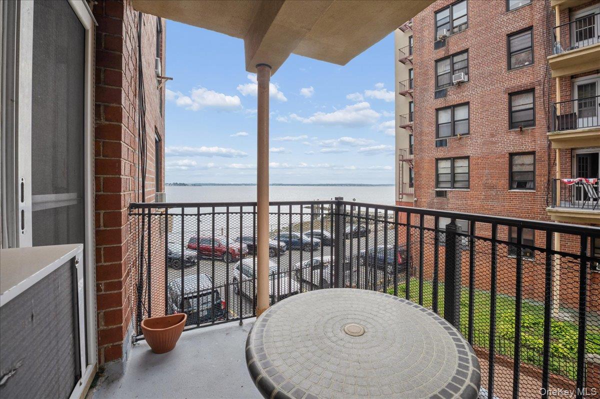 1130 Stadium Avenue, Unit 1J photo 14