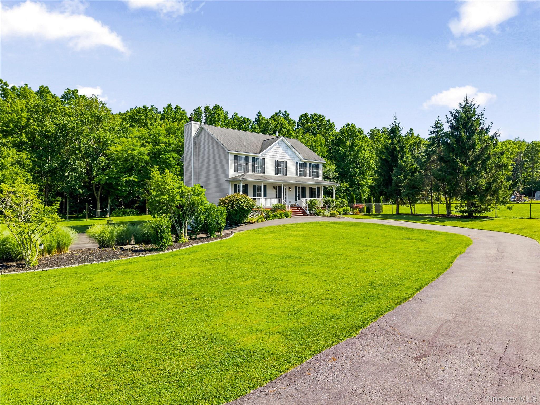 604 Ridgebury Road – For Sale photo 4