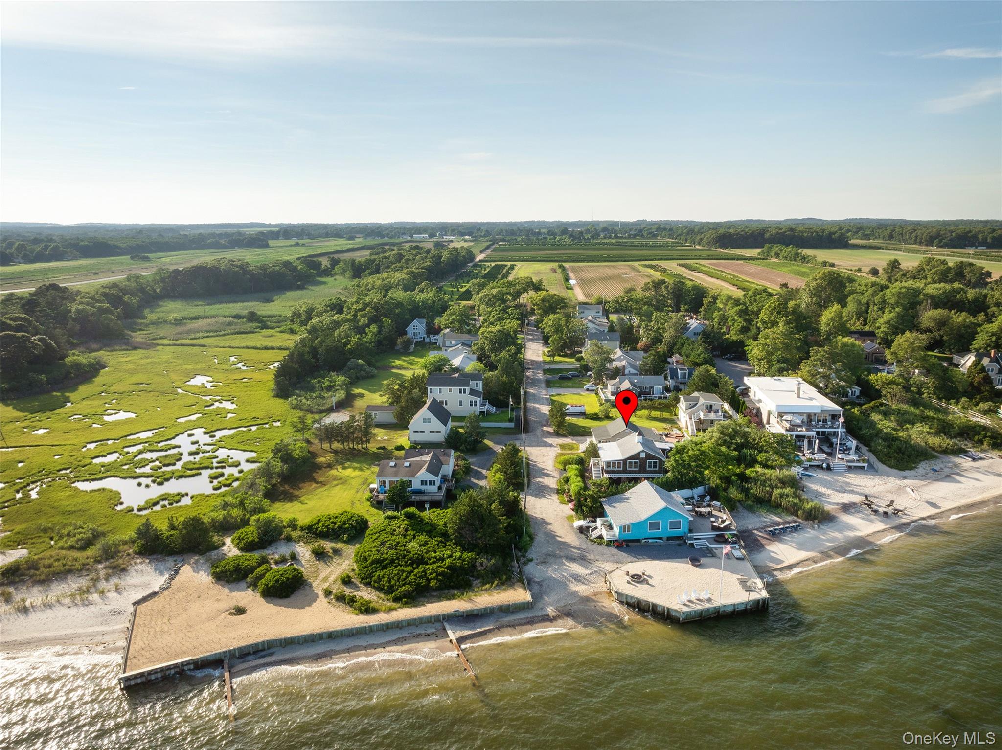 18 Beach – For Sale photo 32