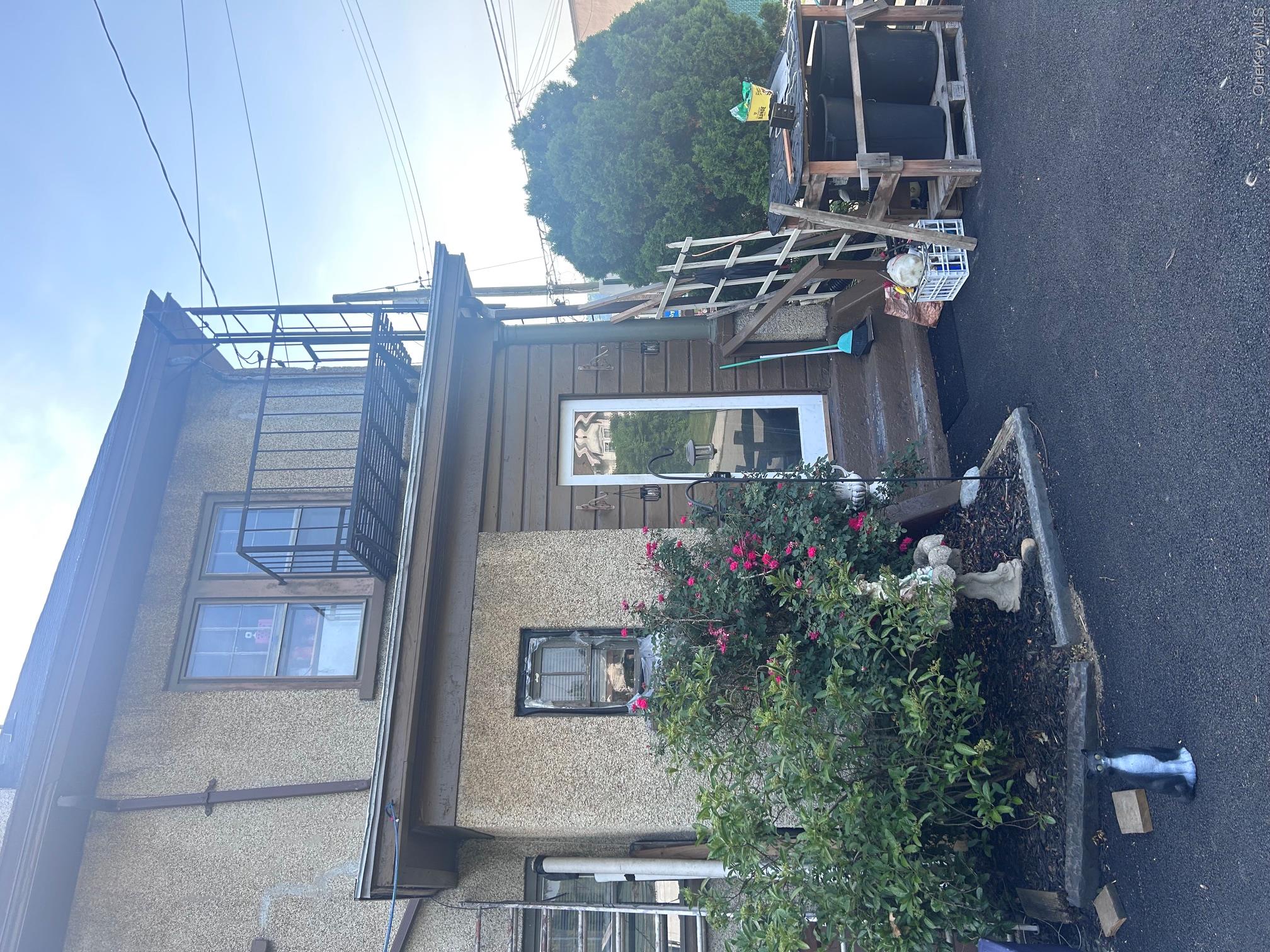 298 Highland Avenue – For Rent