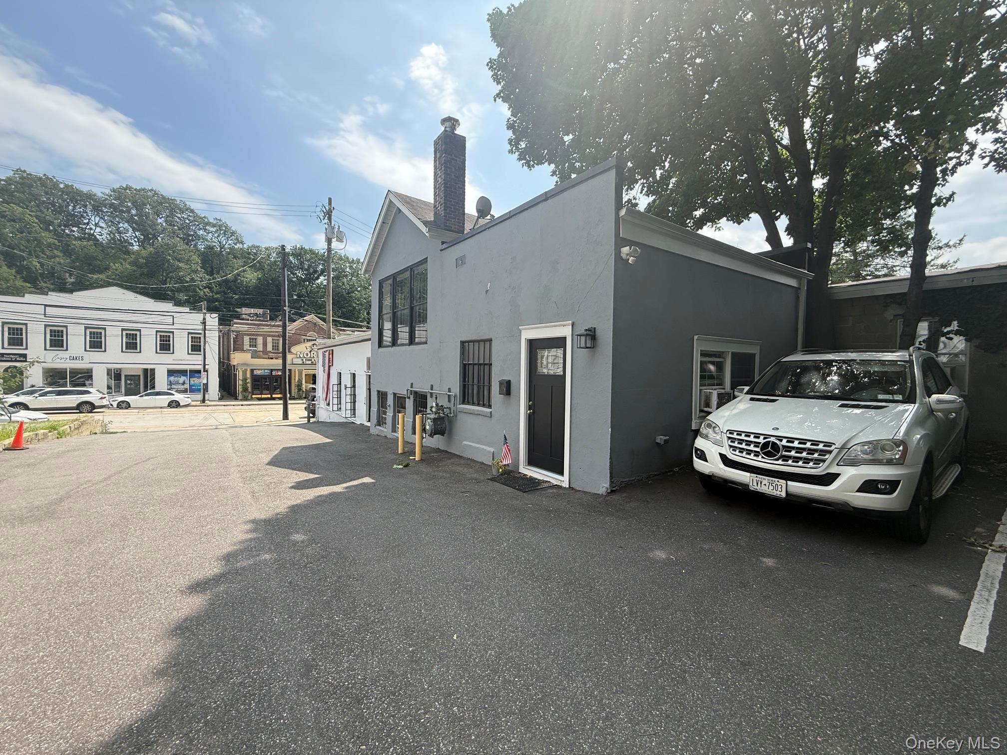 251 Main Street – For Sale photo 3
