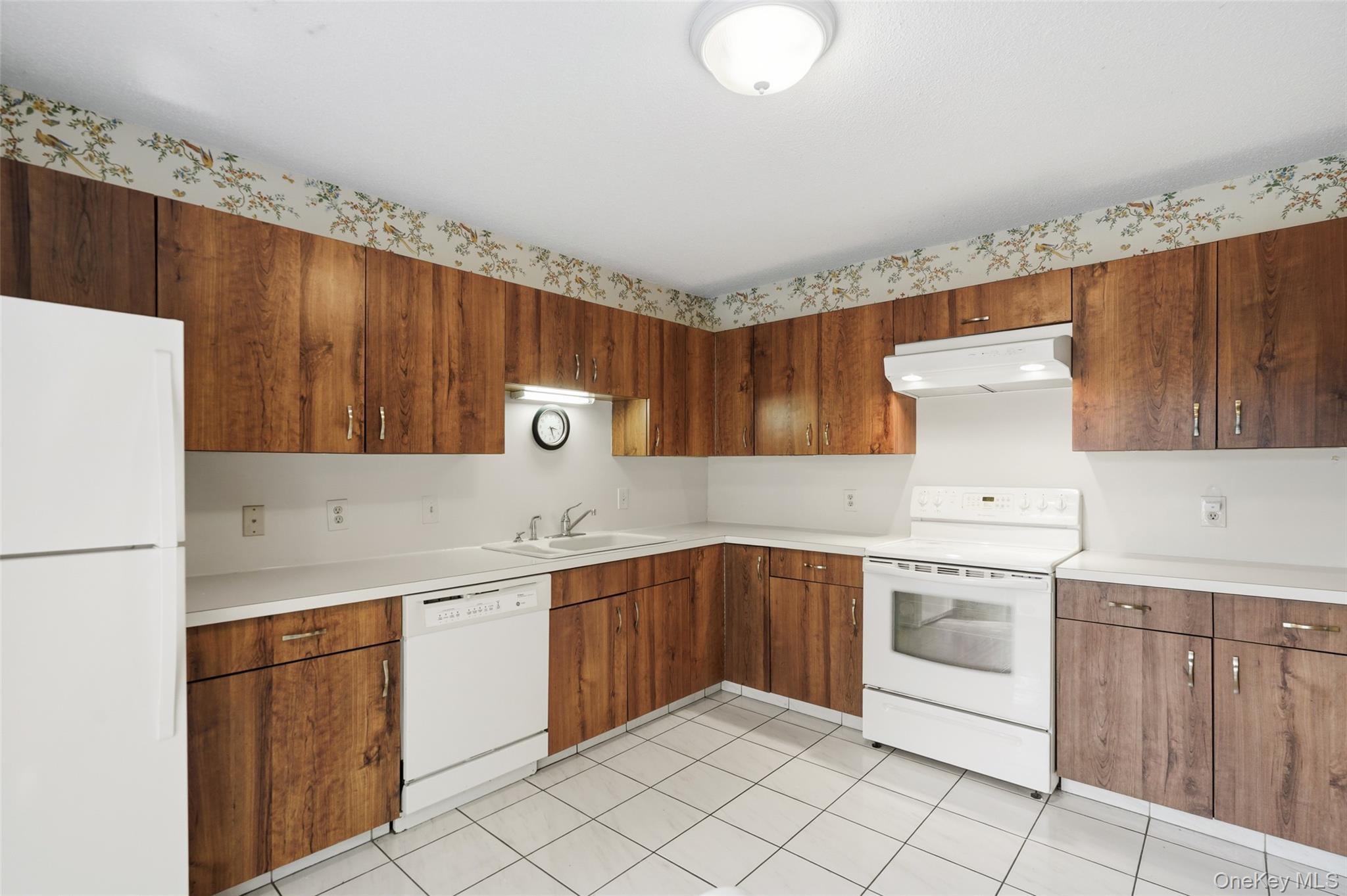 966 Heritage Hills Drive, Unit C photo 18