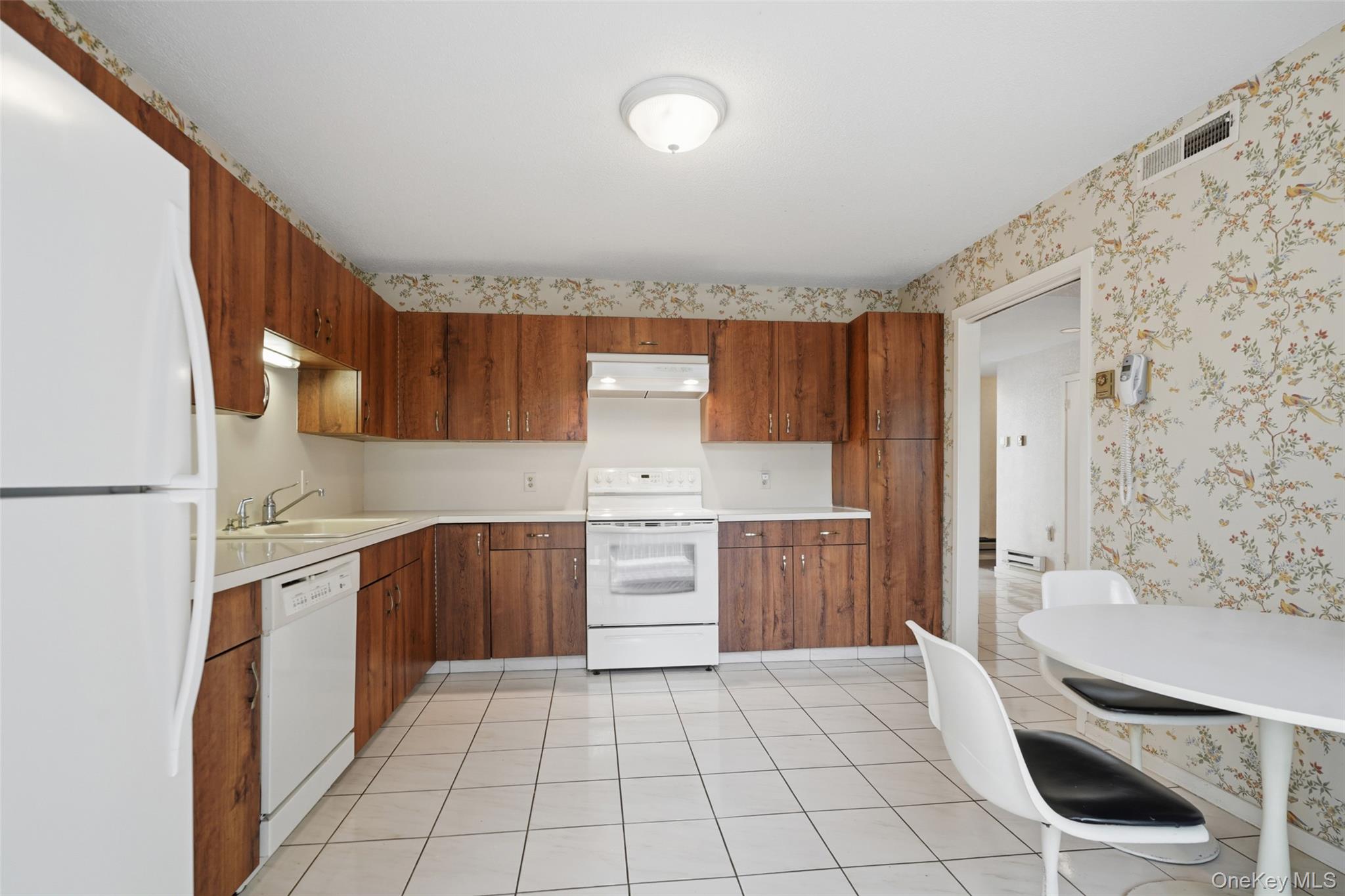 966 Heritage Hills Drive, Unit C photo 17