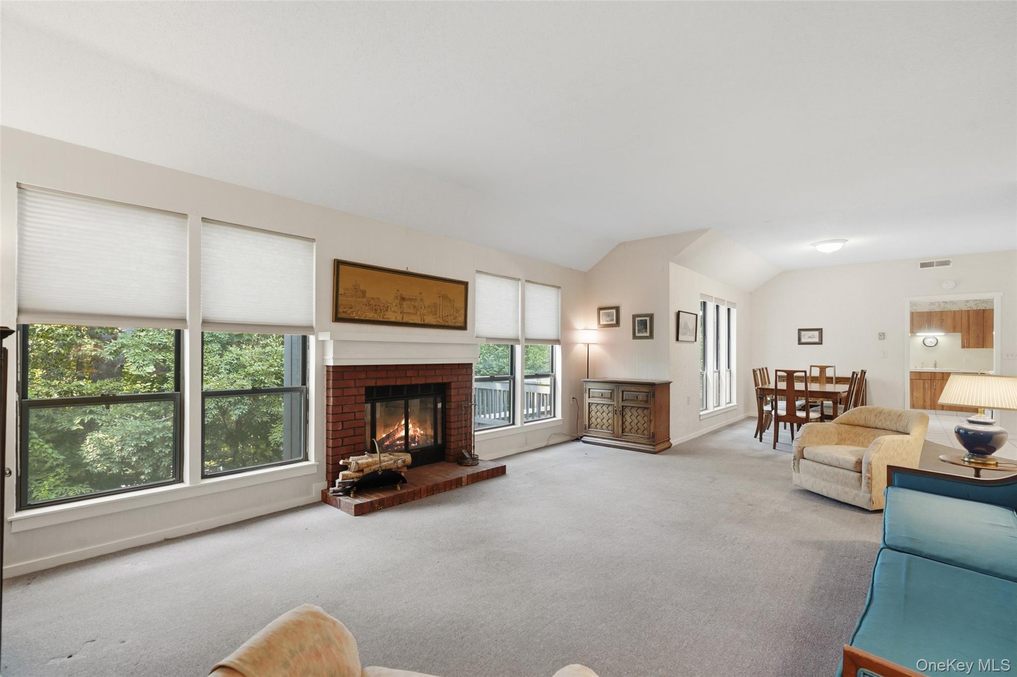966 Heritage Hills Drive, Unit C photo 11