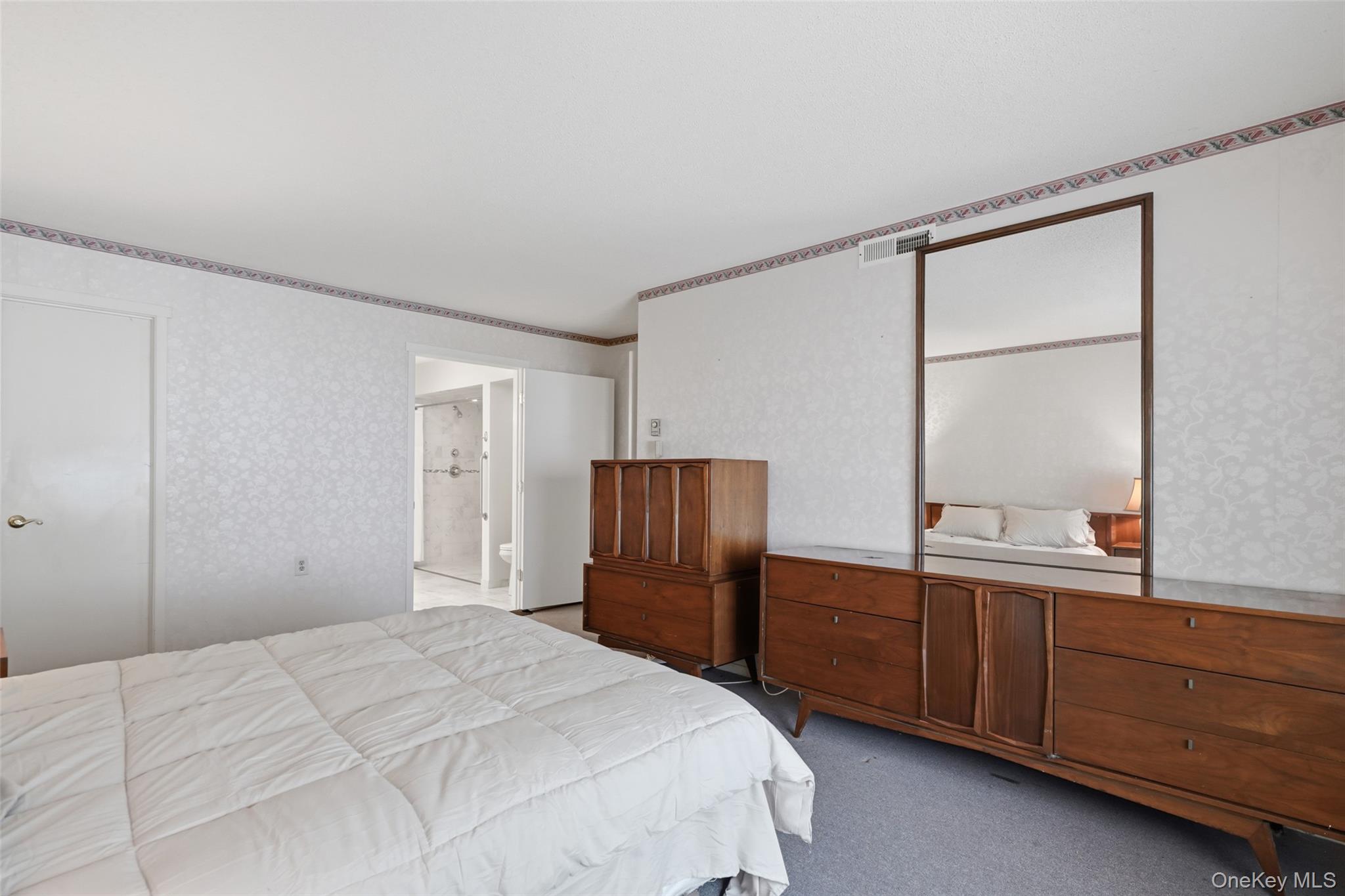 966 Heritage Hills Drive, Unit C photo 5