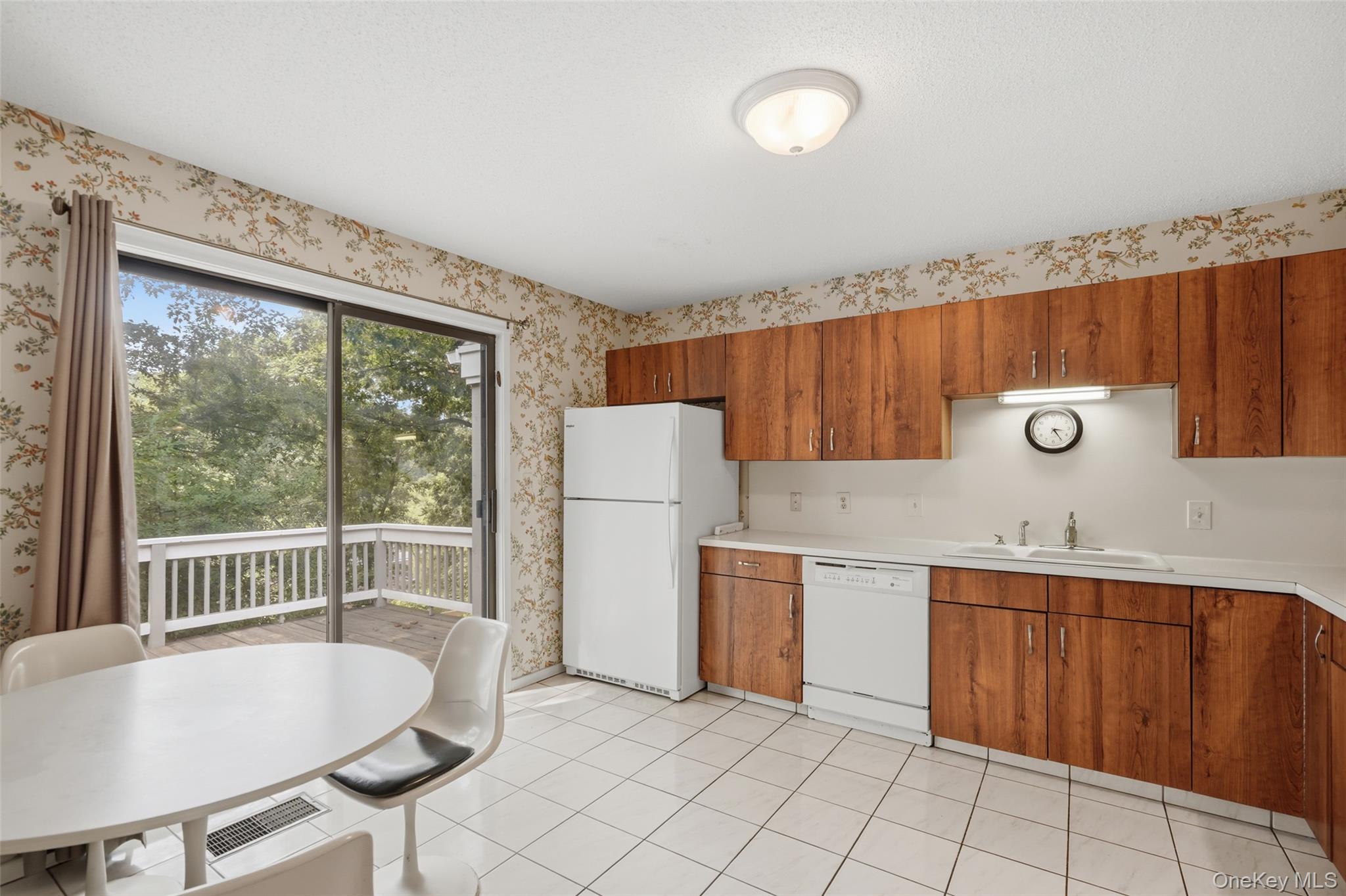 966 Heritage Hills Drive, Unit C photo 16