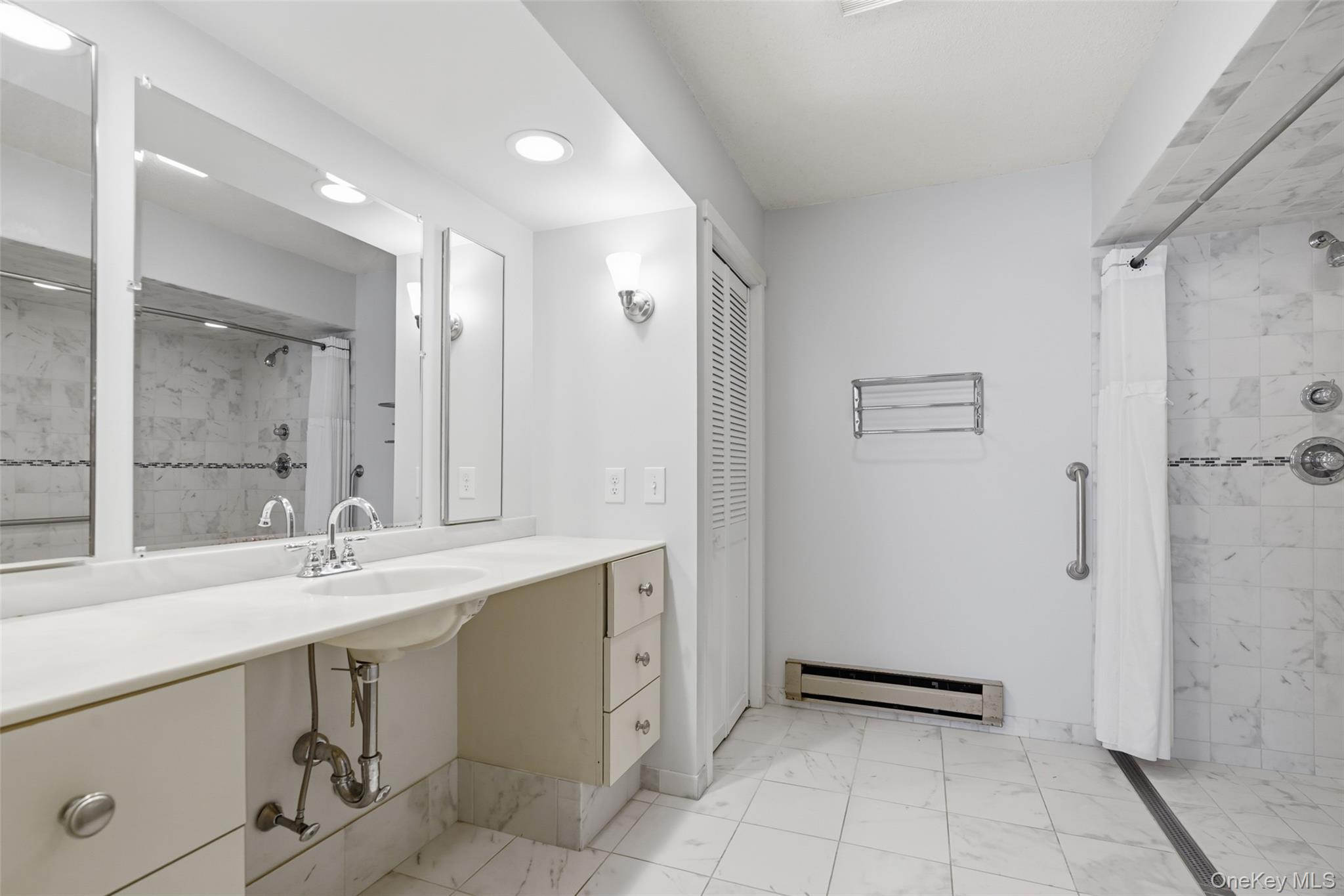 966 Heritage Hills Drive, Unit C photo 6