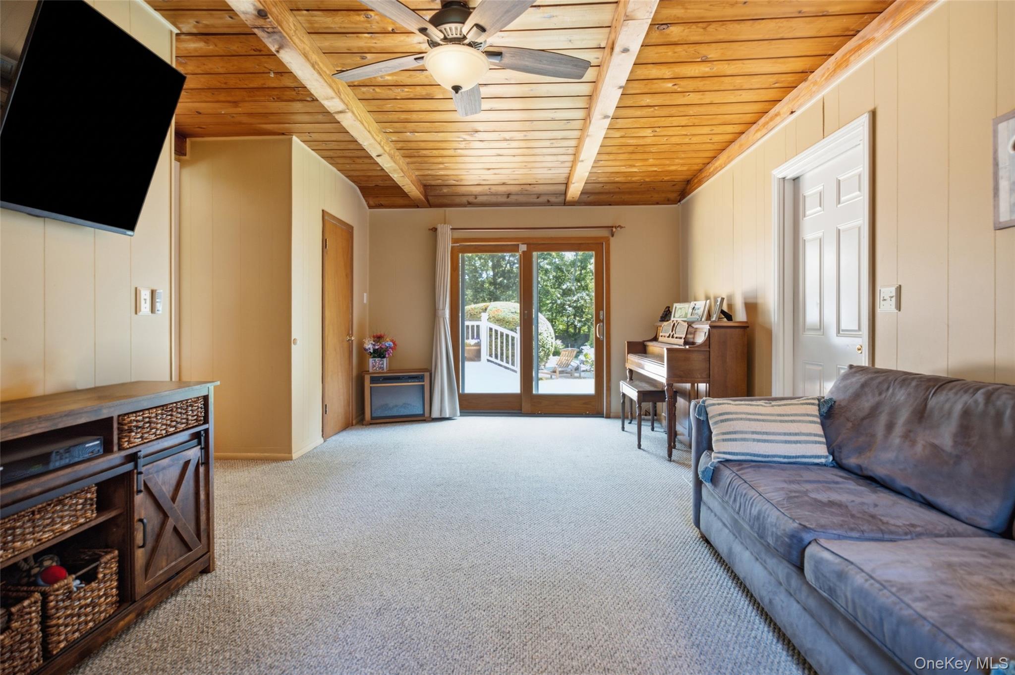 5 Columbine Avenue – For Sale photo 9