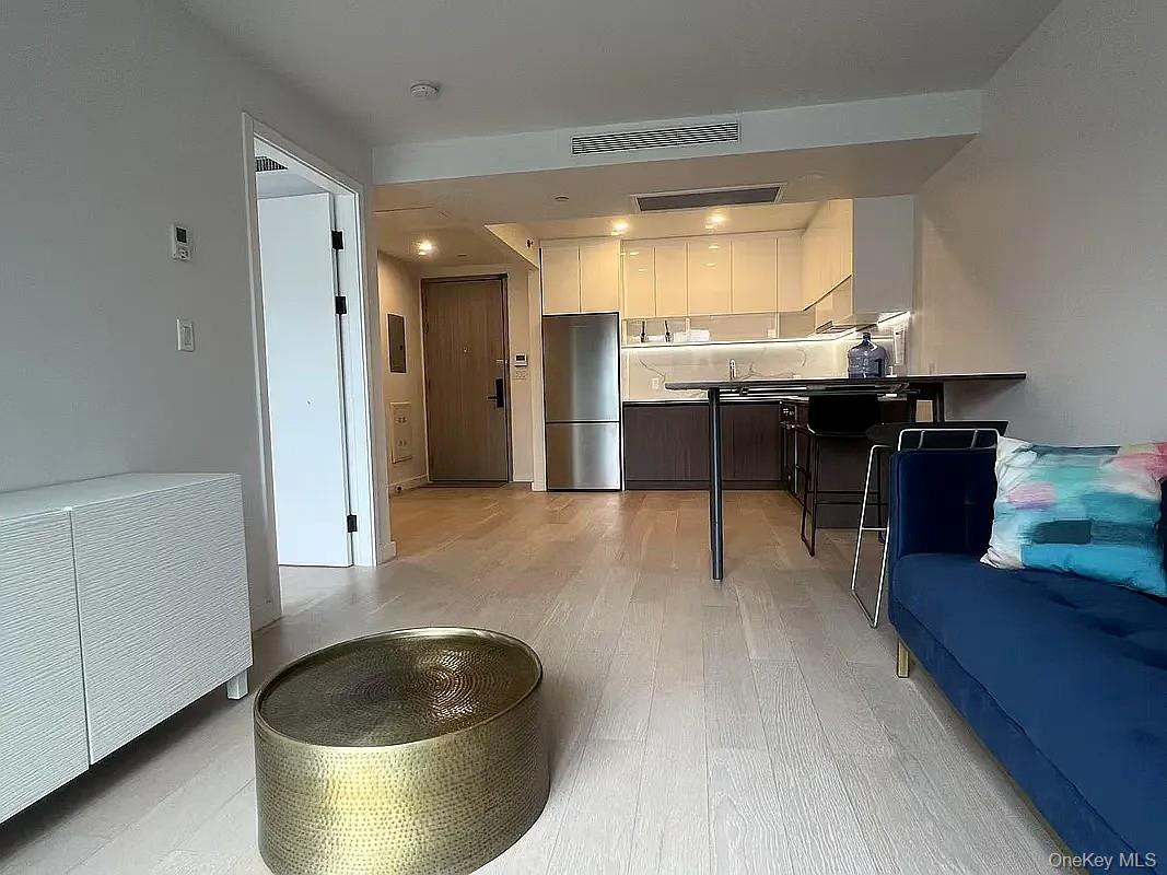 14449 Northern Boulevard, Unit 208 photo 3