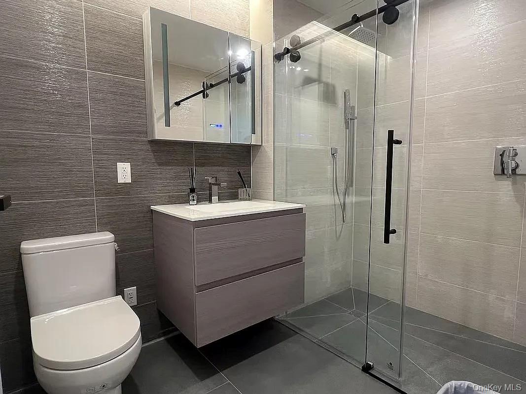 14449 Northern Boulevard, Unit 208 photo 6