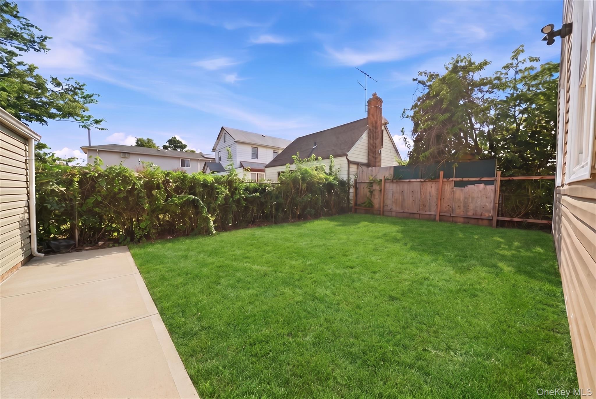 241-33 143rd Avenue – For Sale photo 4