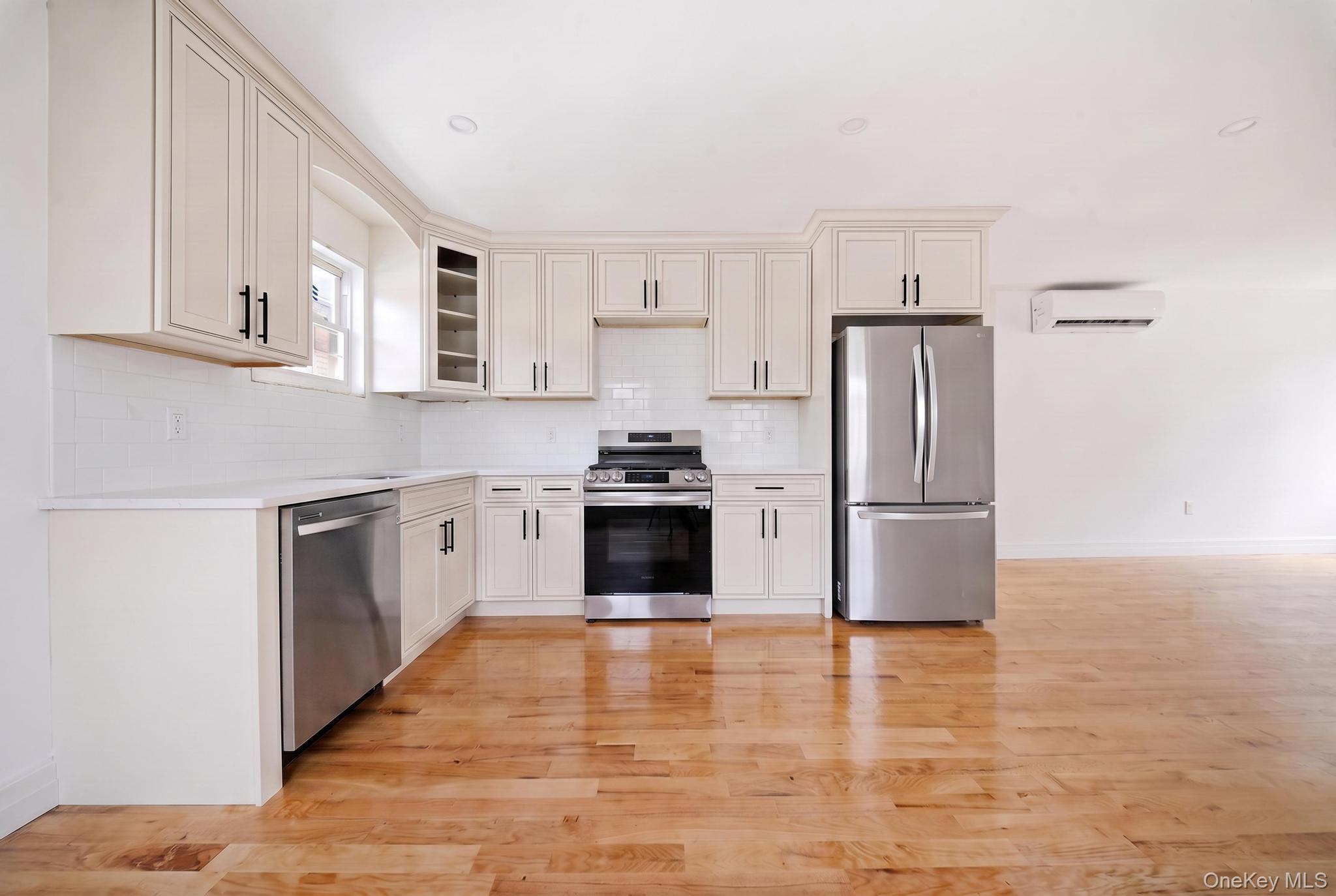 241-33 143rd Avenue – For Sale photo 15