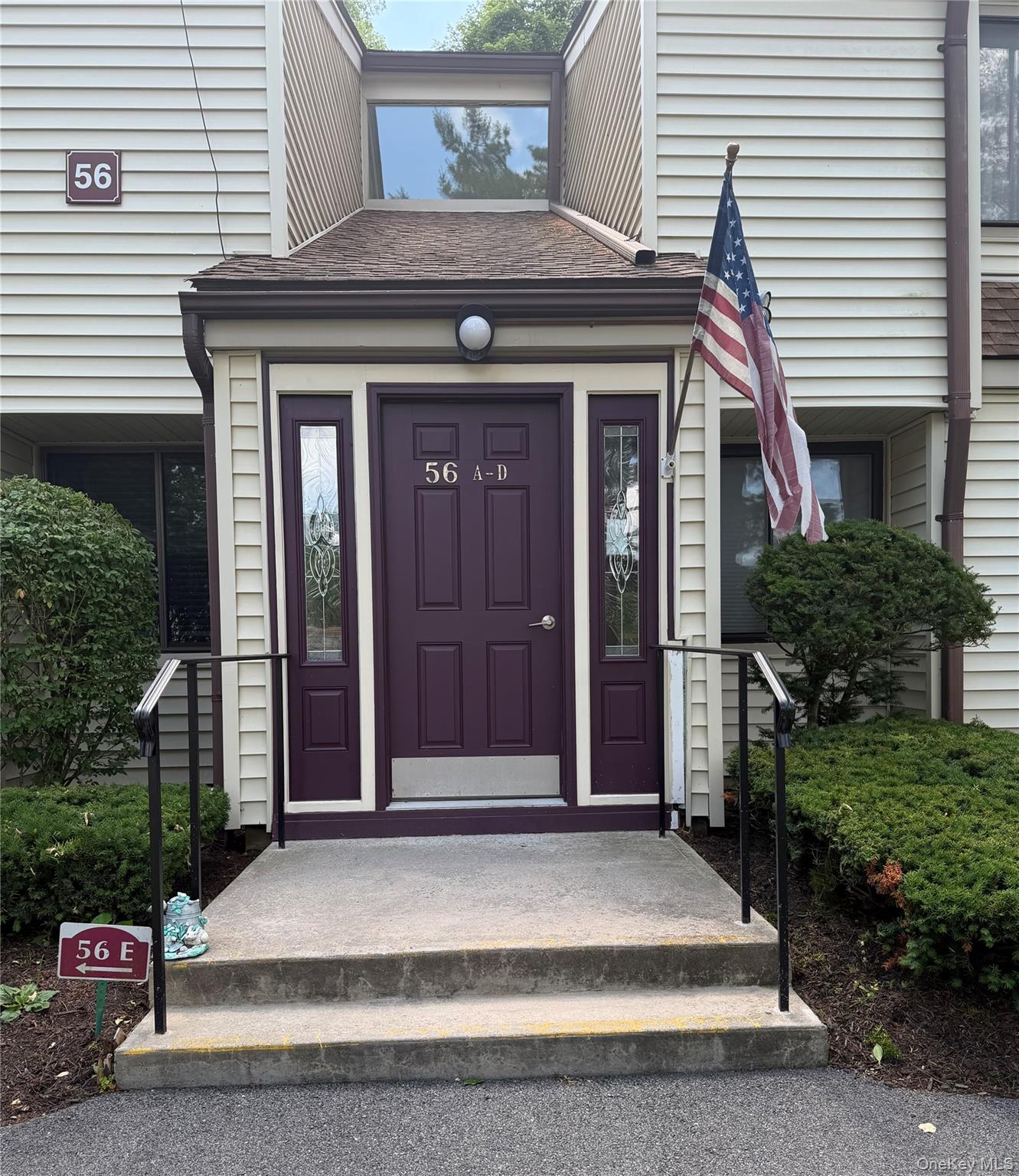 56 Kirby Close, Unit B photo 2