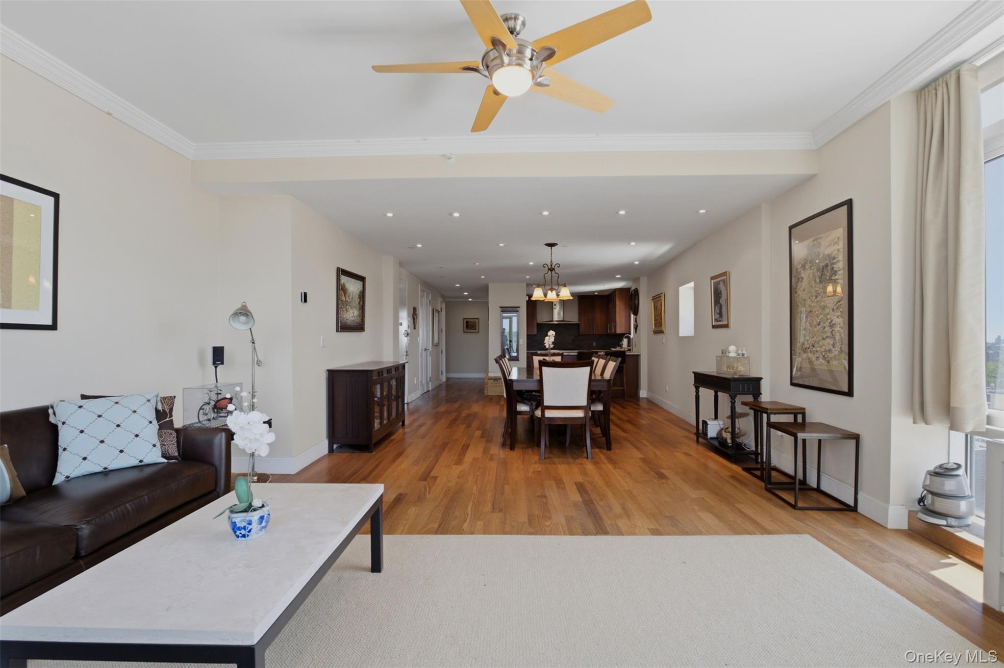 3220 Arlington Avenue, Unit 9A photo 12