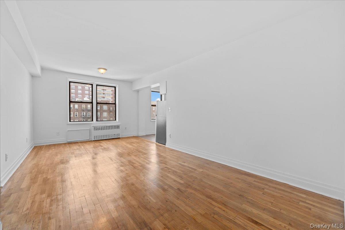 1725 Edison Avenue, Unit 5D photo 7