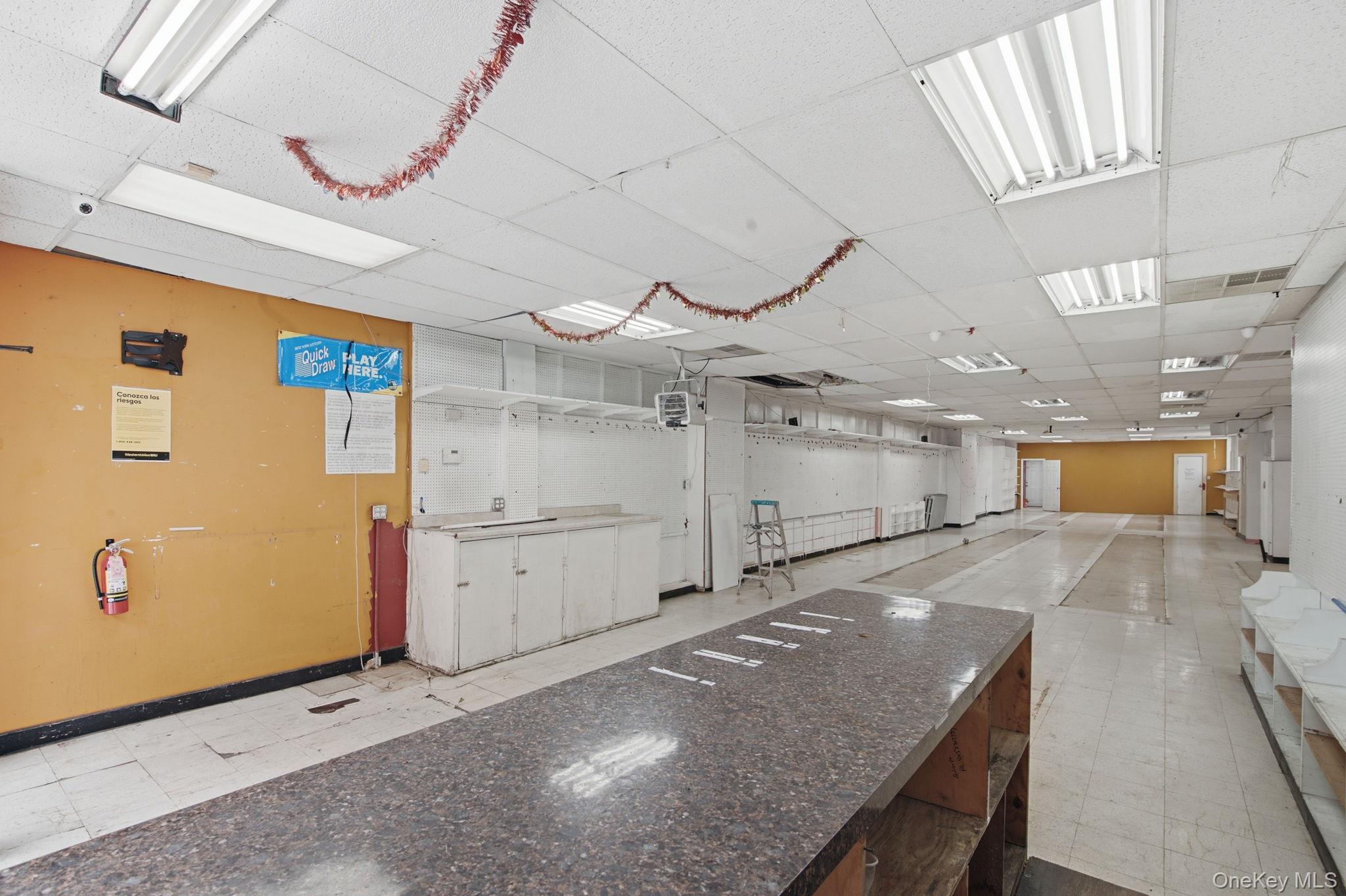 7 New Main Street – For Rent photo 5