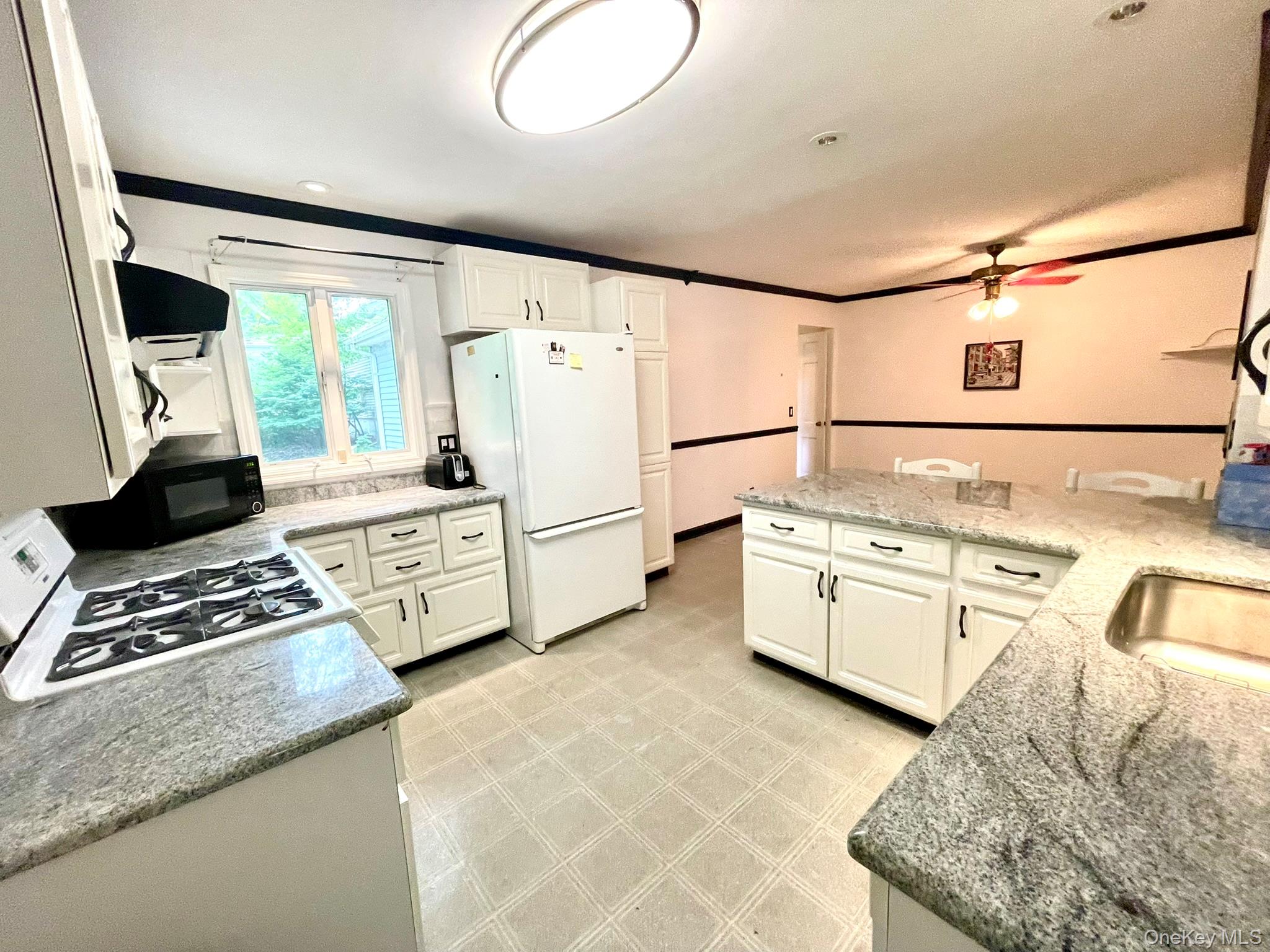 21 Harmony Road – For Sale photo 7
