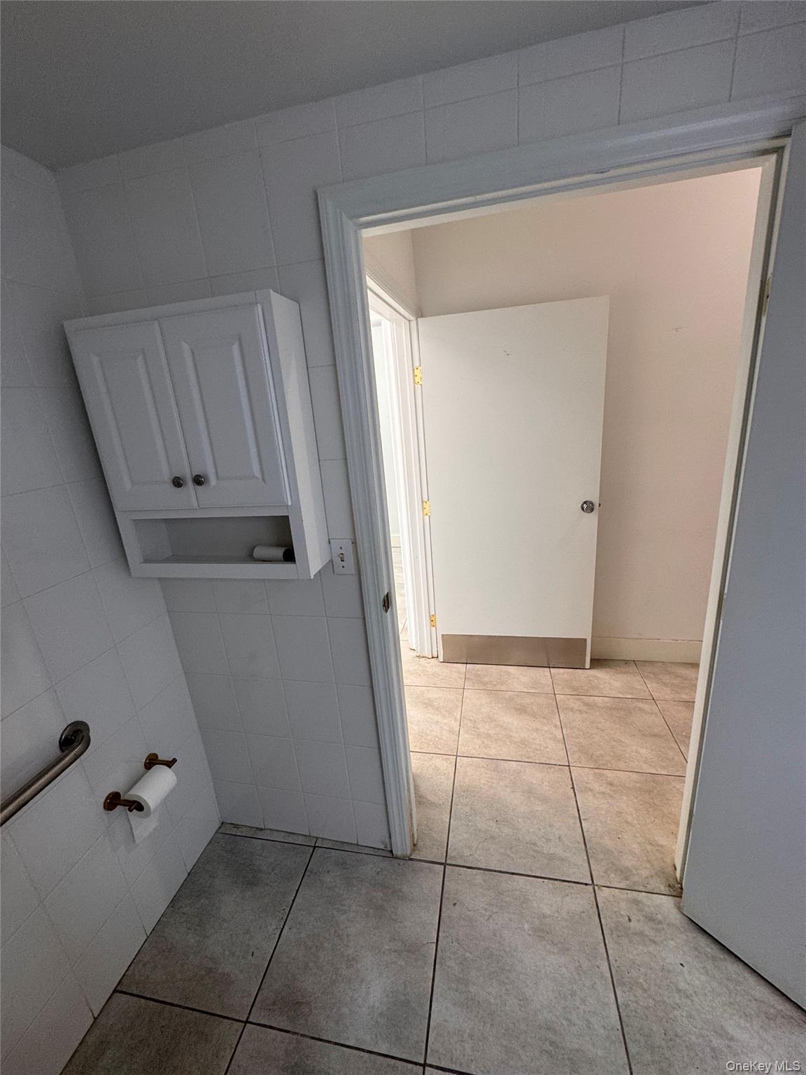 5071 Merrick Road – For Rent photo 13