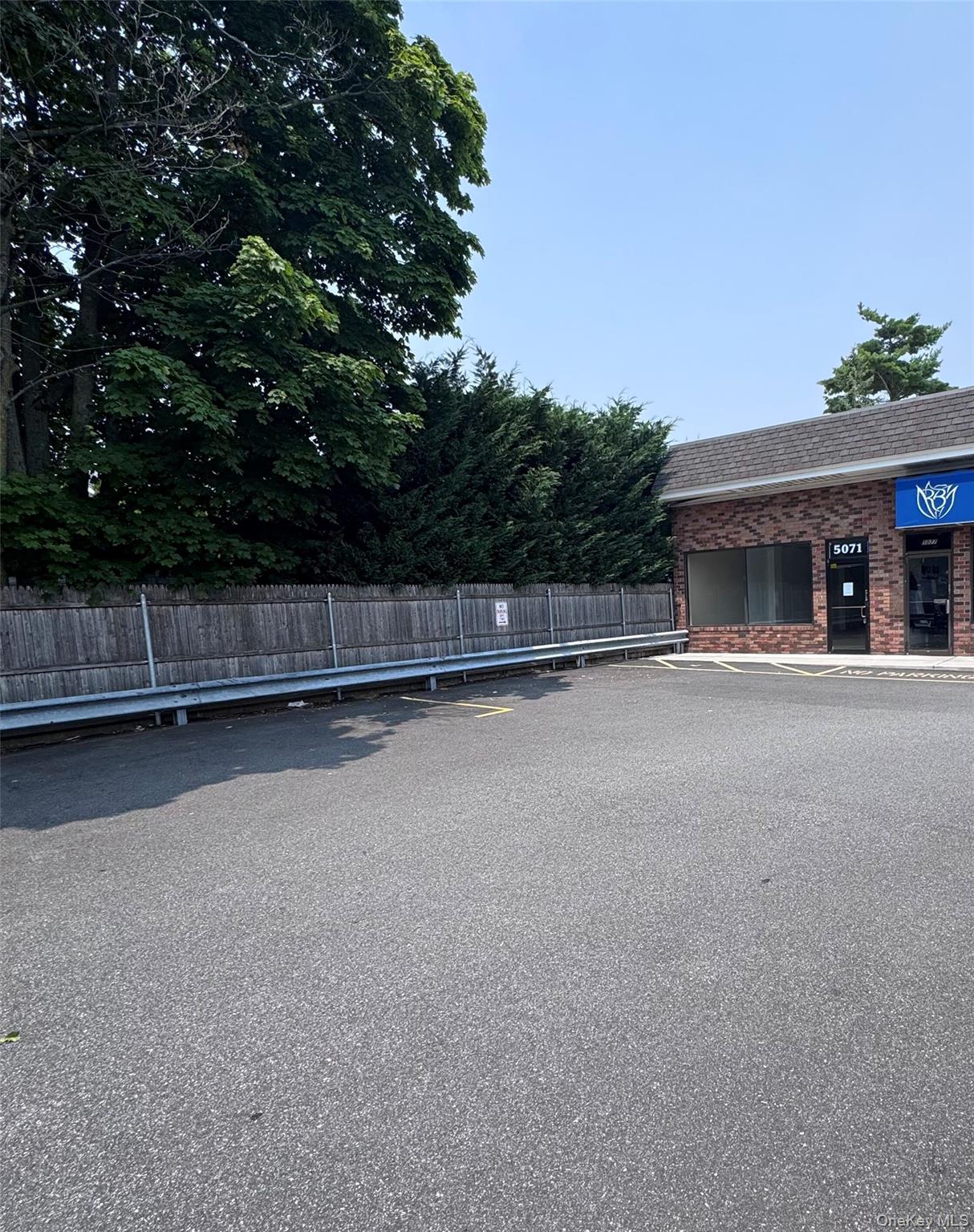 5071 Merrick Road – For Rent photo 3