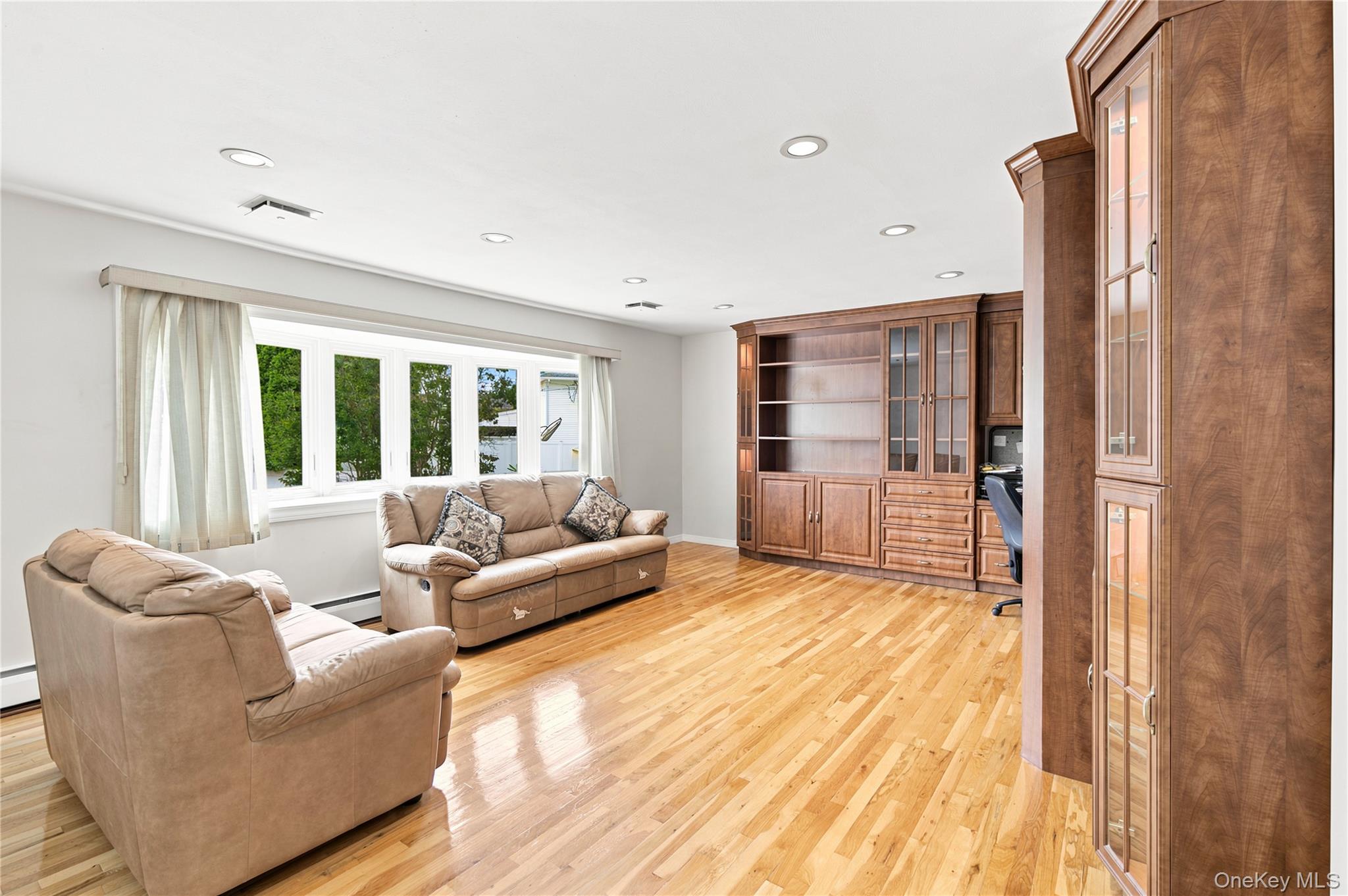 6 Navy Drive – For Sale photo 23