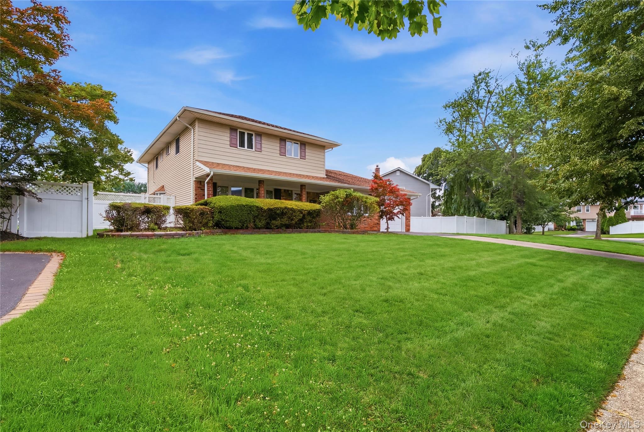 6 Navy Drive – For Sale photo 3