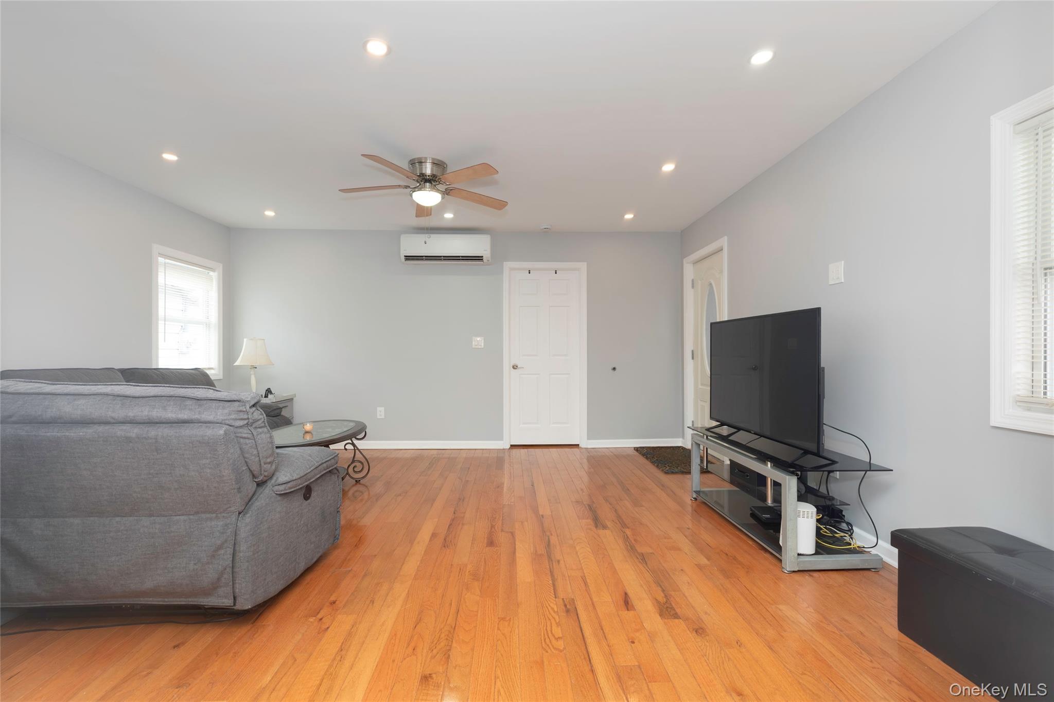 72 Edgewater Park Drive, Unit 72C photo 6