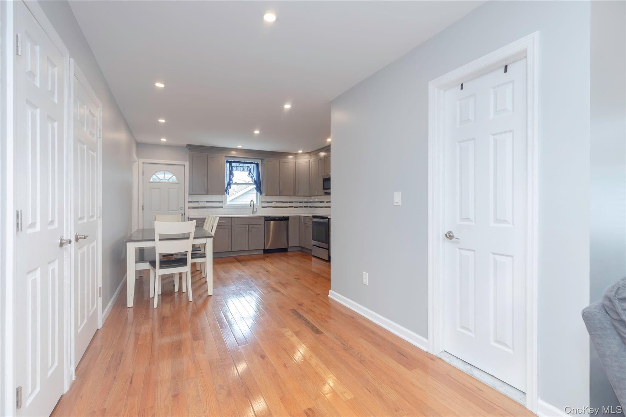 72 Edgewater Park Drive, Unit 72C photo 5