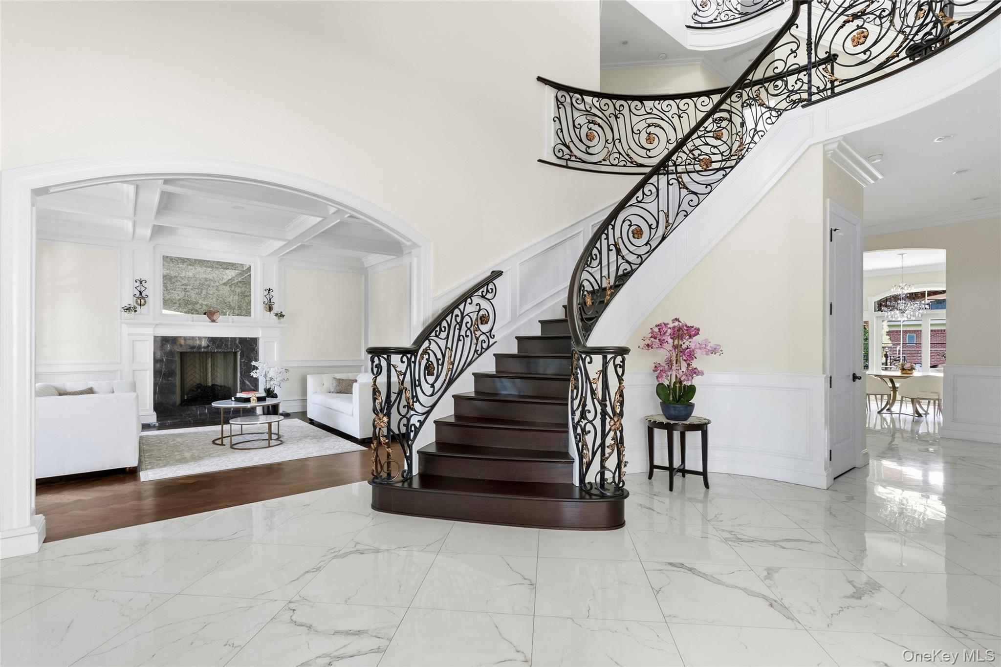 18 Boulevard – For Sale photo 9