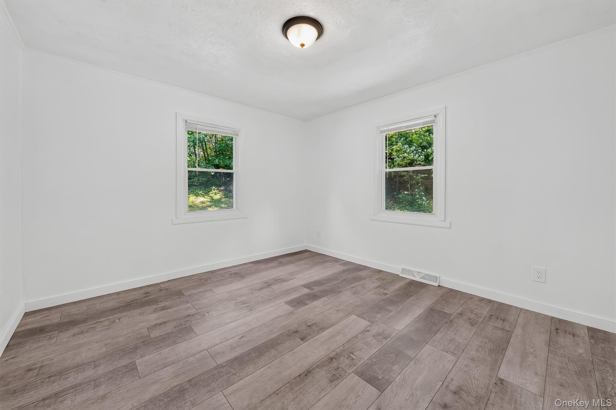 52 Mountain Avenue – For Sale photo 10
