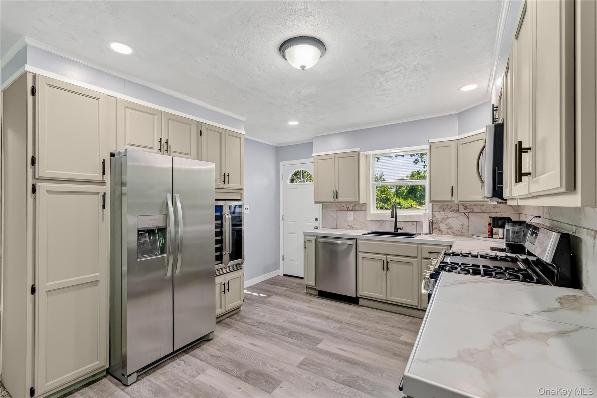 52 Mountain Avenue – For Sale photo 6