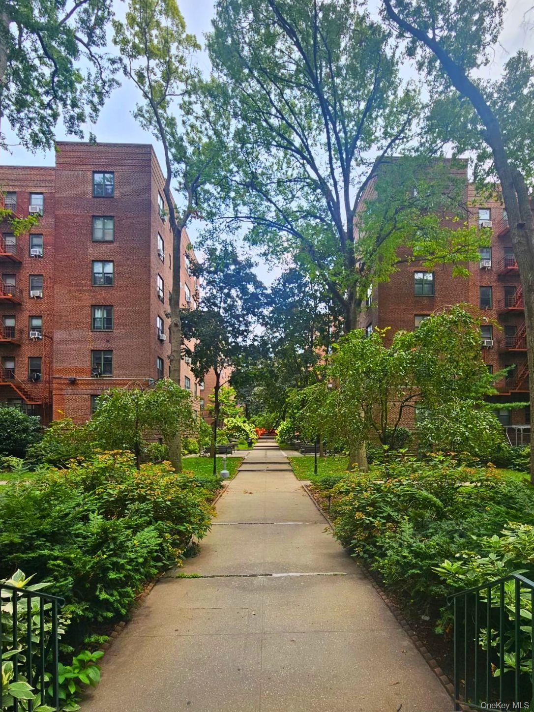 78-10 34th Avenue, Unit 1H