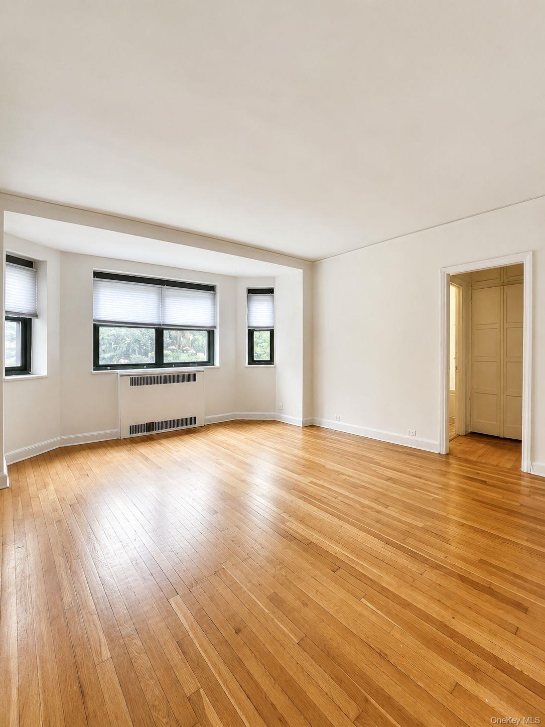 78-10 34th Avenue, Unit 1H photo 5