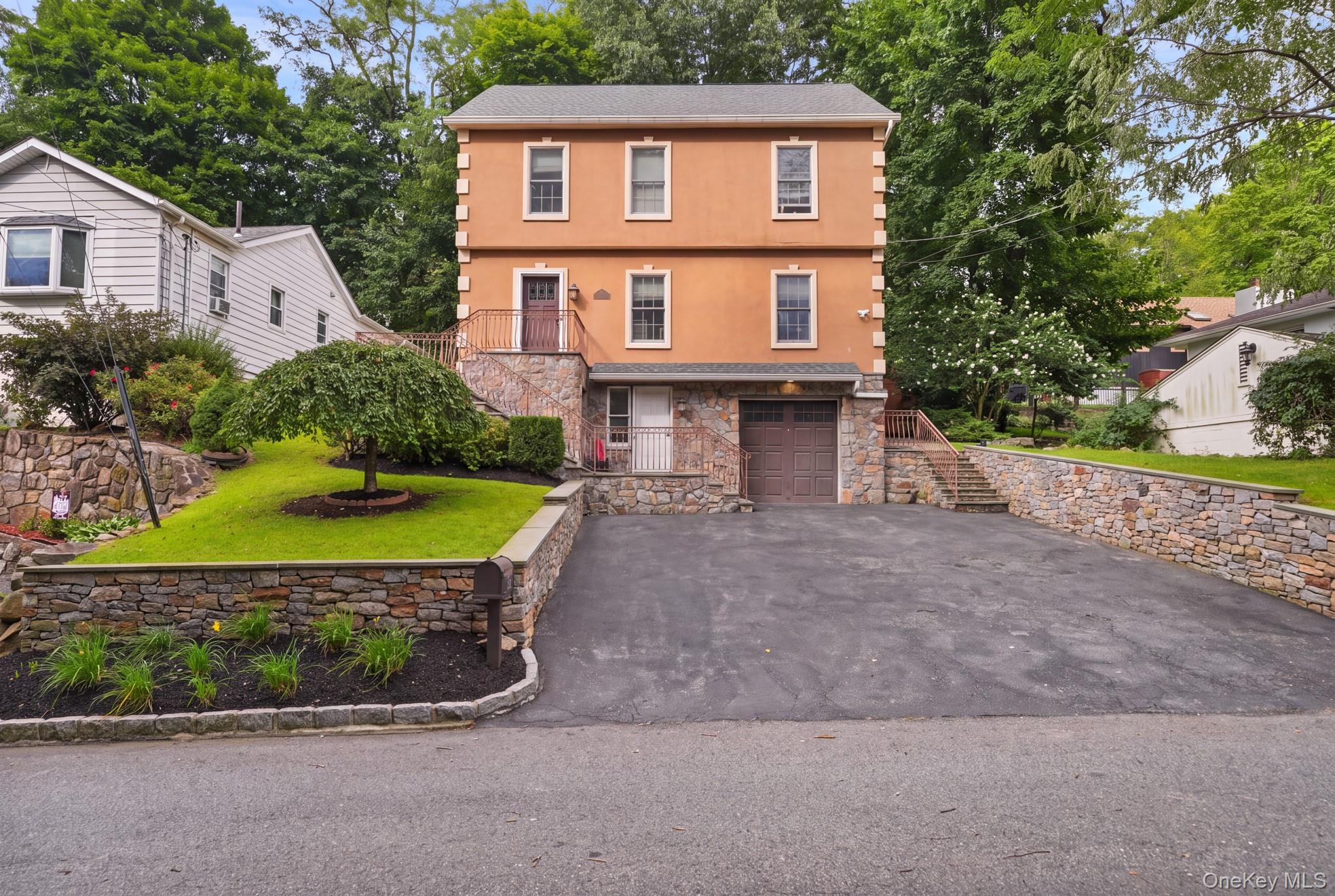 31 Reservoir Road – For Rent