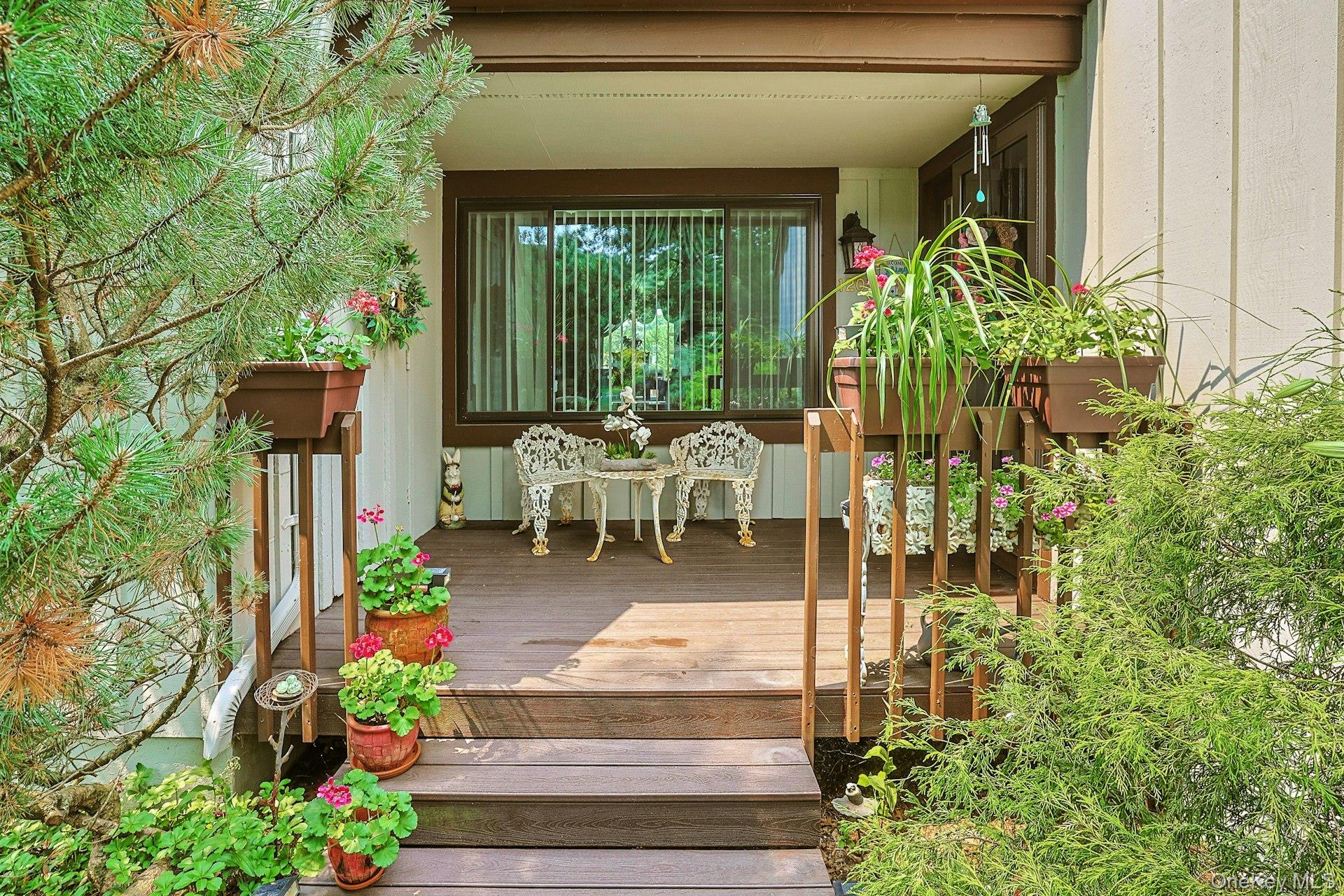 120 Locust Lane – For Sale photo 2
