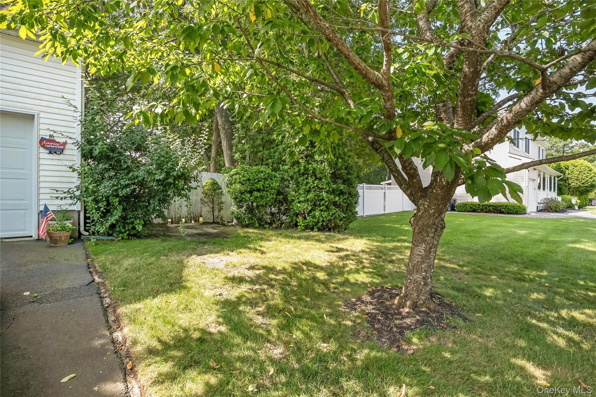 10 Gaetano Lane – For Sale photo 18