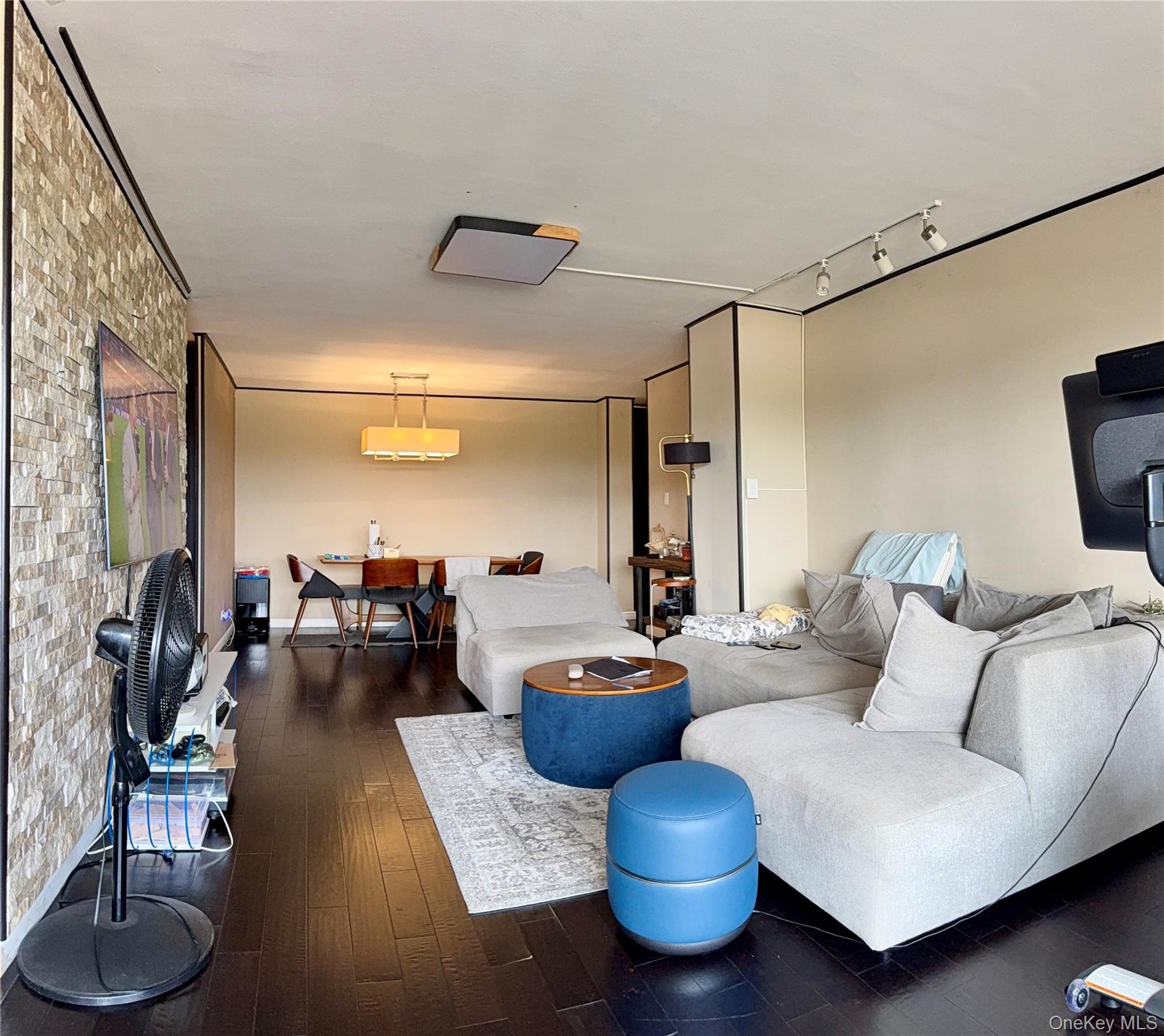 61-20 Grand Central Parkway, Unit B 1103 photo 7