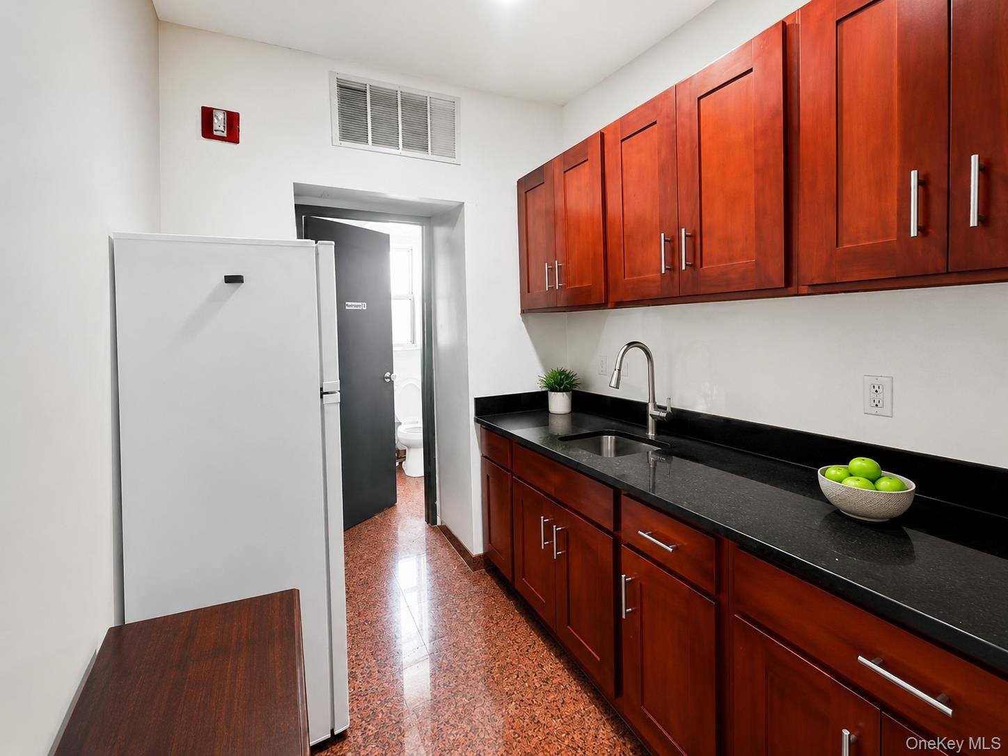 13631 41st Avenue, Unit 8A photo 8