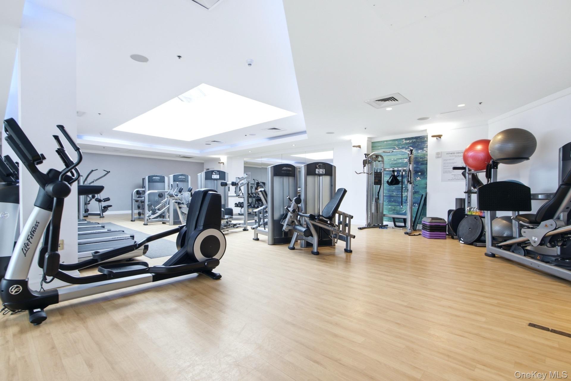 1 Renaissance Square, Unit 26G photo 24