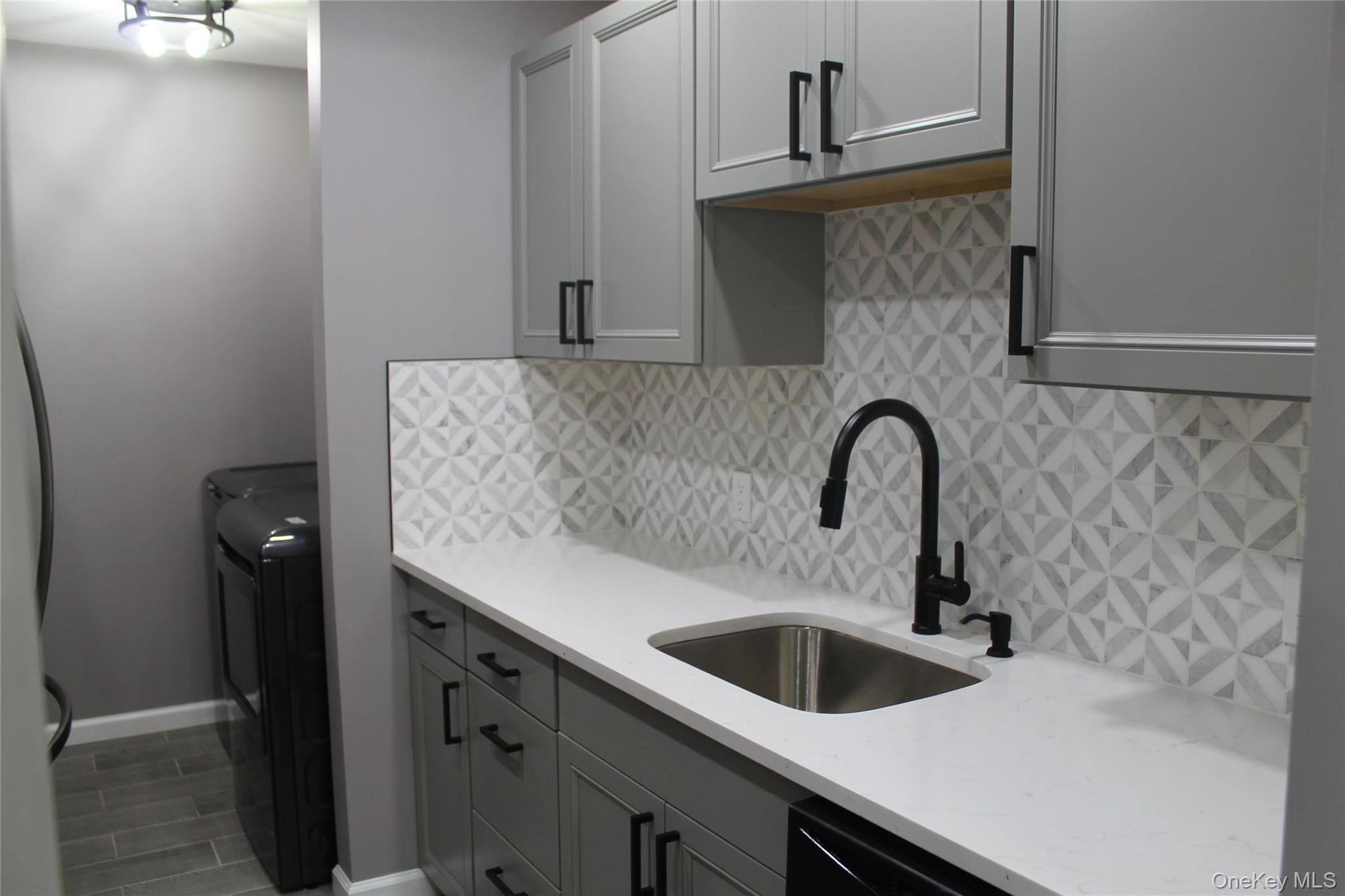 276 Temple Hill, Unit 2410 photo 3