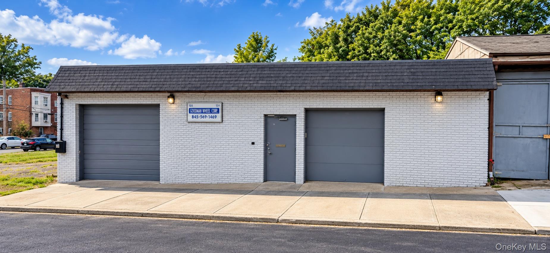 133 S William Street – For Sale