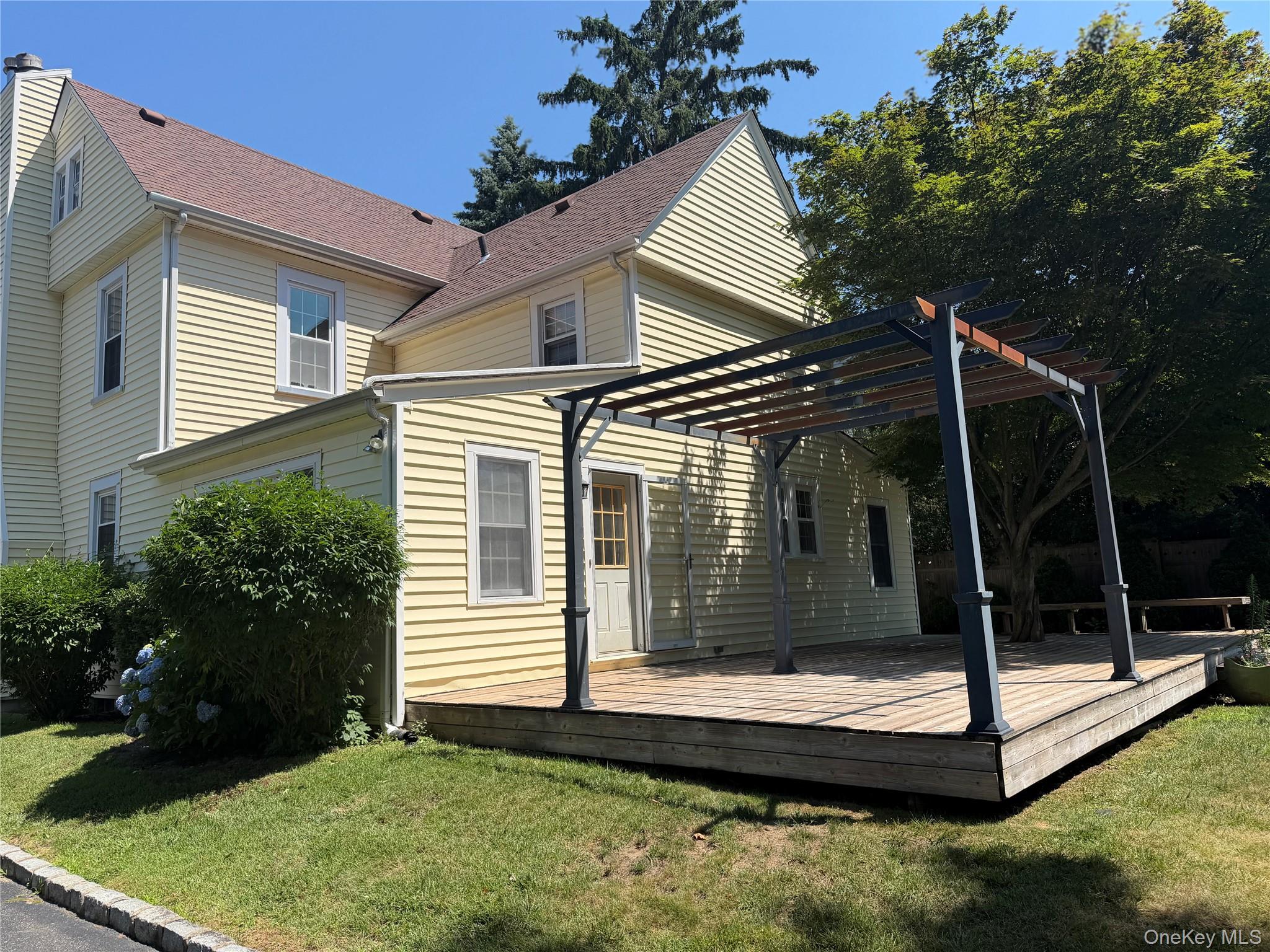 13 Walnut Street – For Rent photo 14