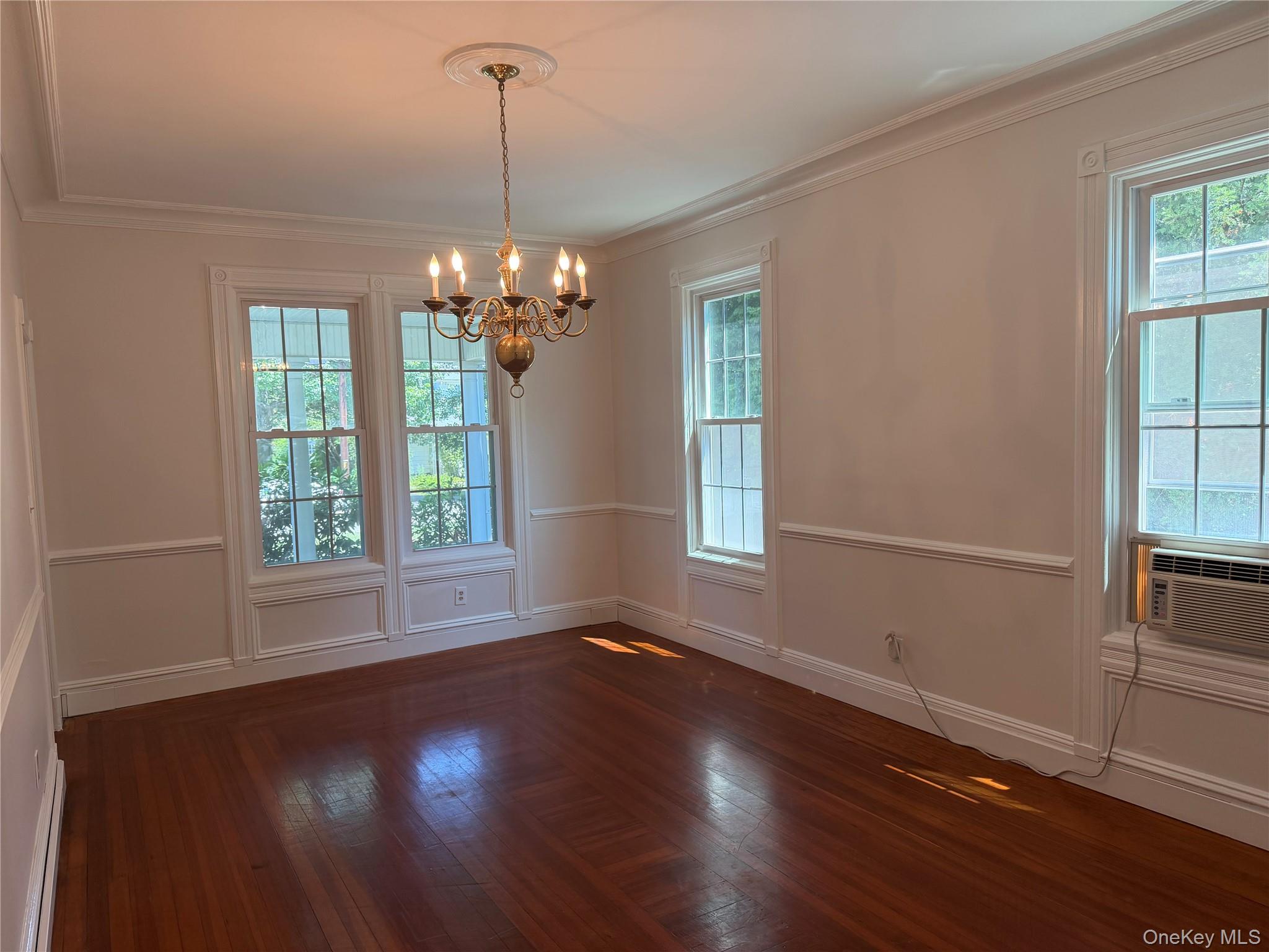 13 Walnut Street – For Rent photo 3