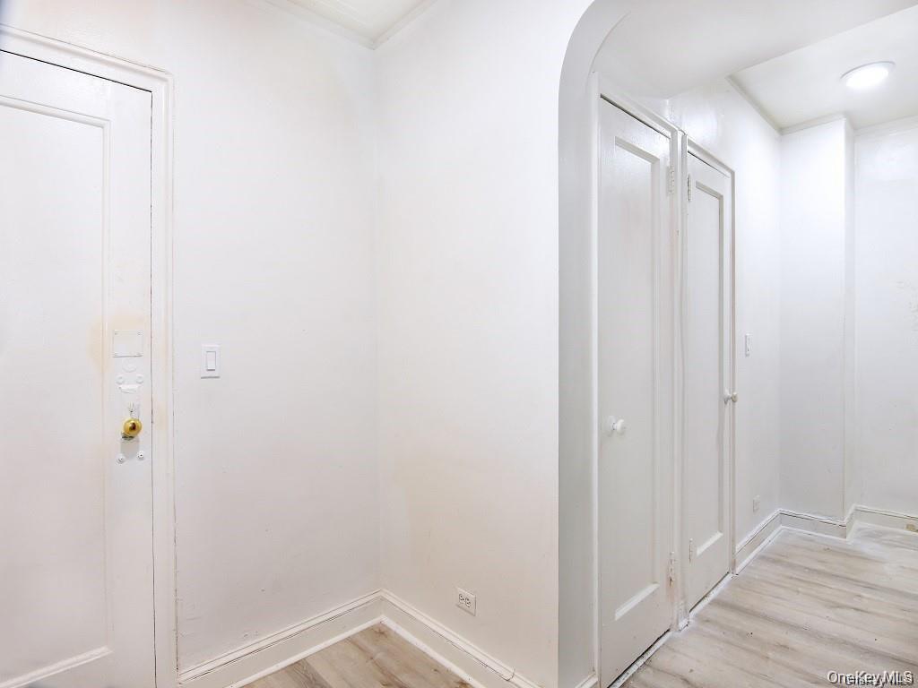 2191 Bolton St, Unit 3E photo 7