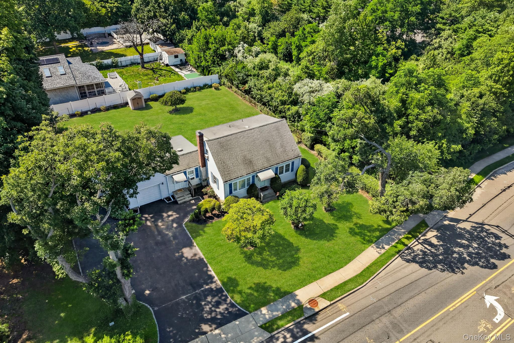 1547 Walt Whitman Road – For Sale photo 7