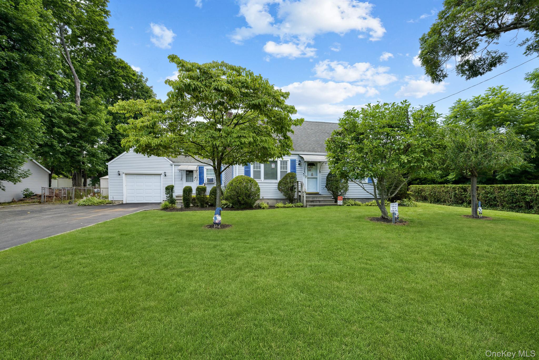 1547 Walt Whitman Road – For Sale photo 9