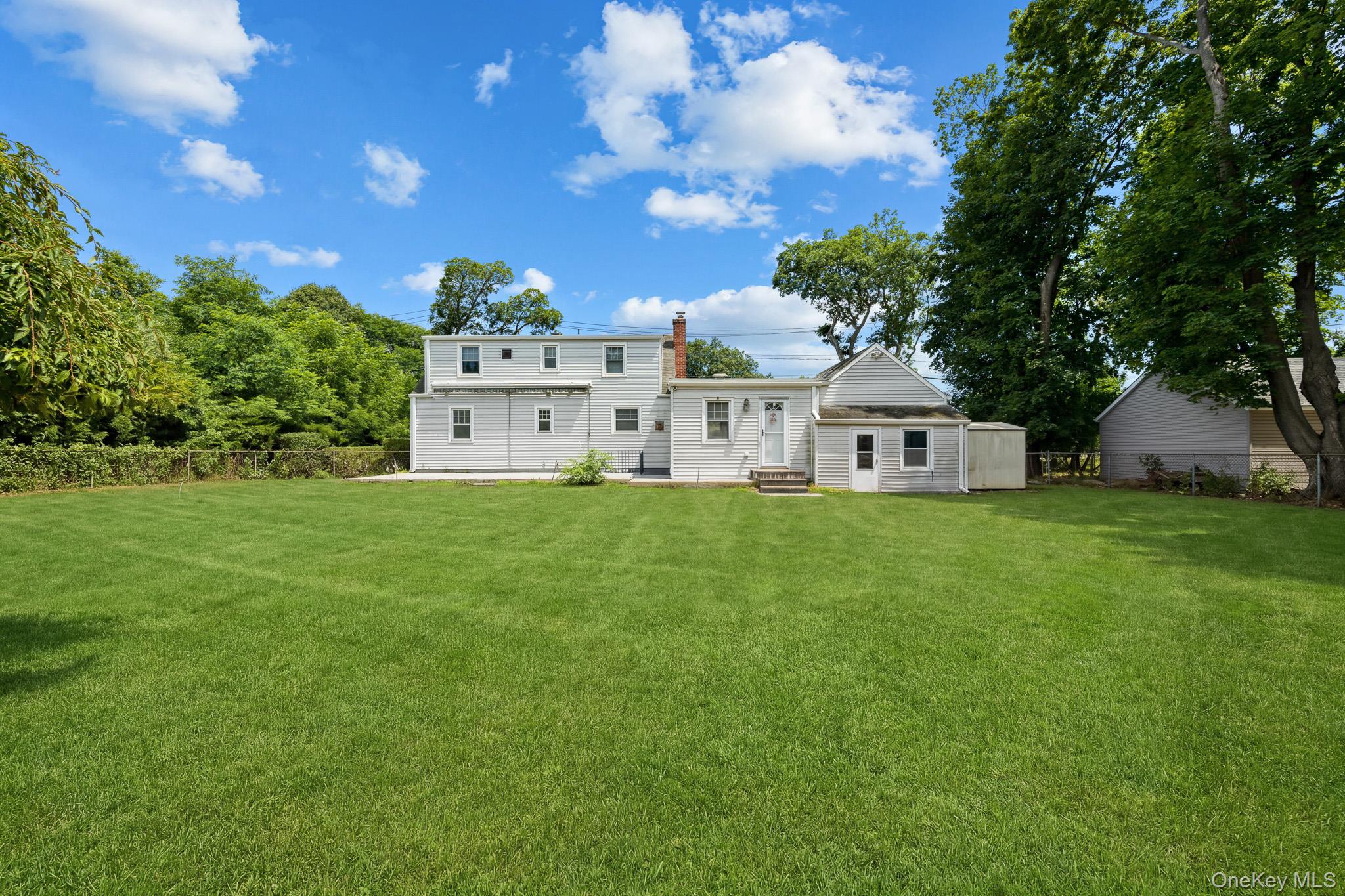1547 Walt Whitman Road – For Sale photo 2