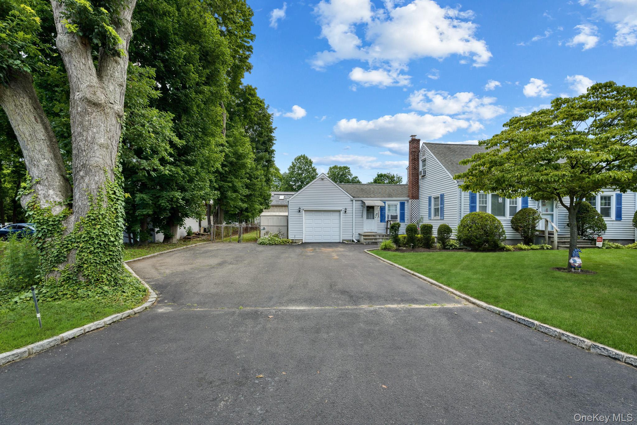 1547 Walt Whitman Road – For Sale photo 10