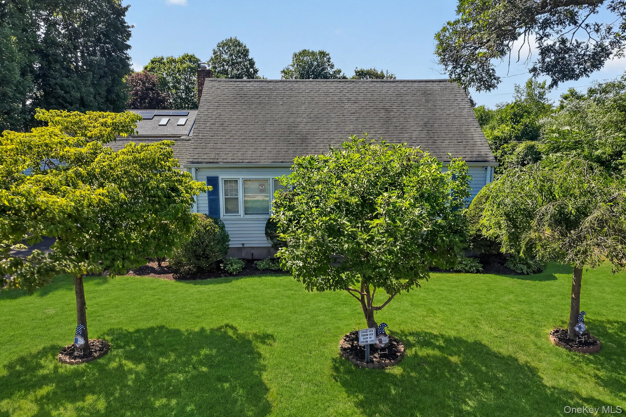 1547 Walt Whitman Road – For Sale photo 6